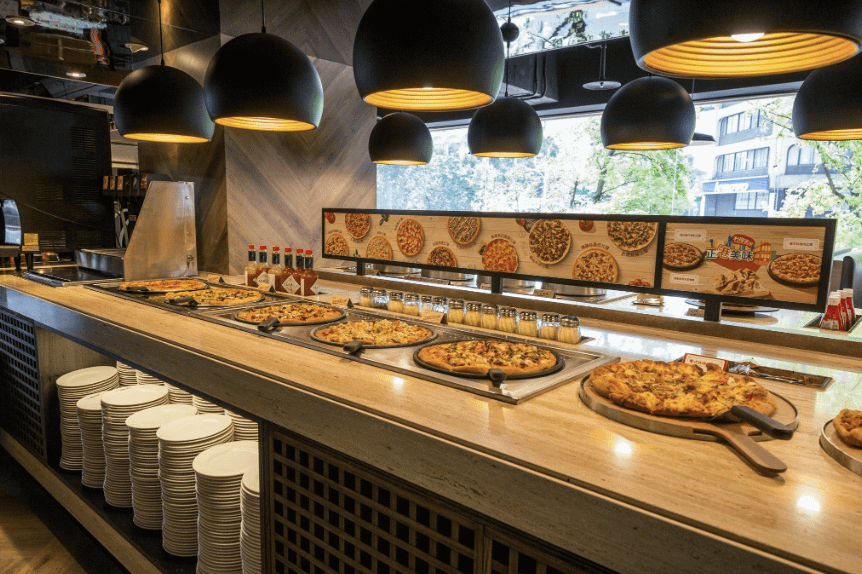 台北新北平價吃到飽推薦：必勝客歡樂吧 光復餐廳店（圖／取自必勝客臉書粉絲專頁）