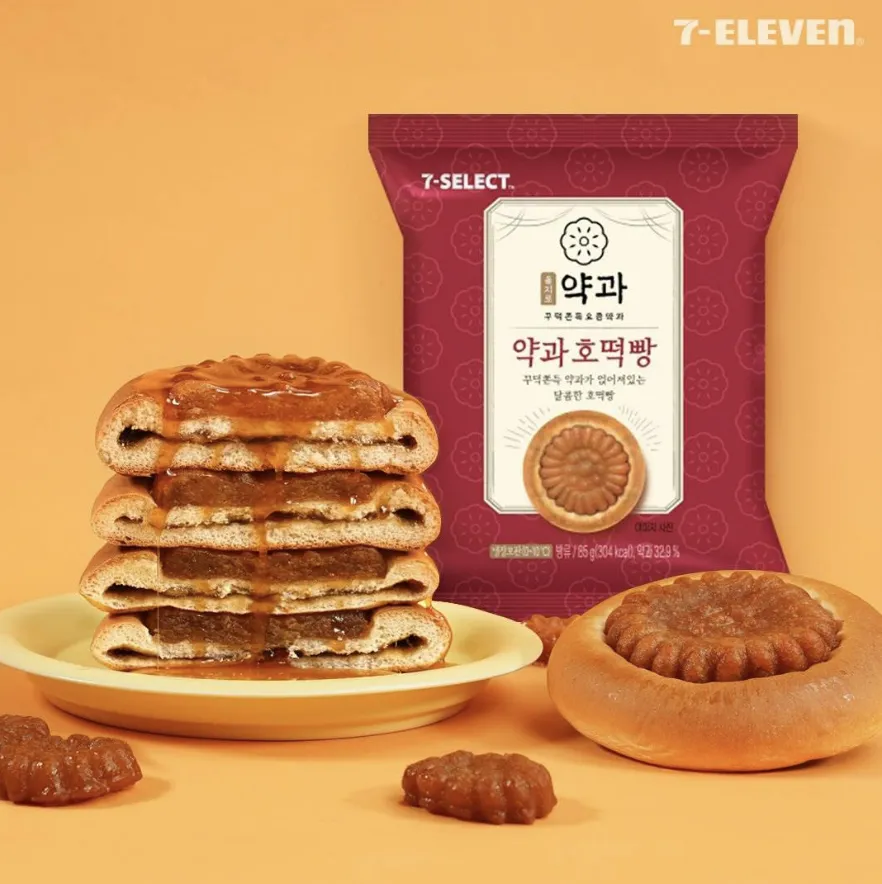 韓國超商必吃美食：藥果蛋糕（圖／取自IG@7elevenkorea）