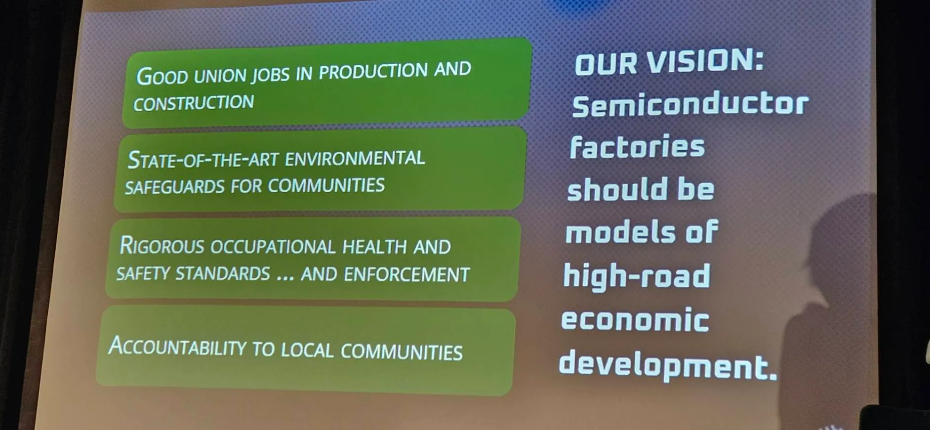 12月18日、Judith BarishがCHIPS Communities Unitedが望む米国半導体政策のビジョンを簡述した。（王秋燕撮影）