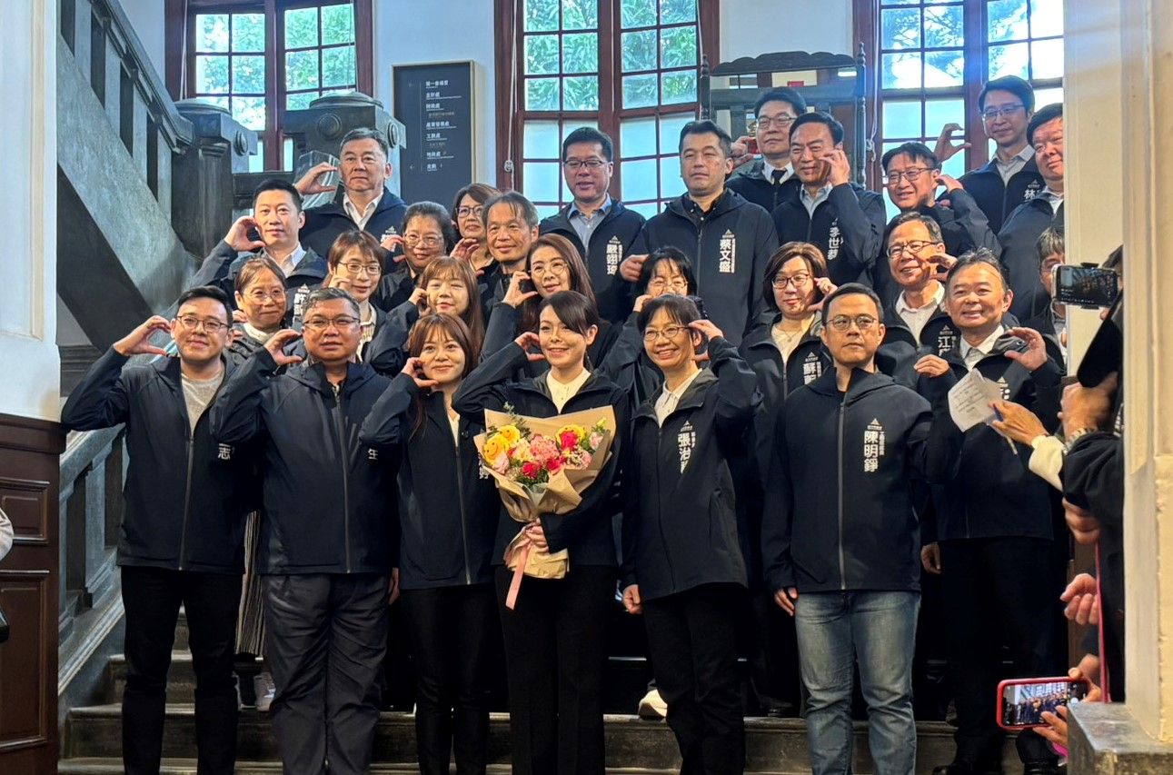 高虹安感謝市政團隊堅守崗位、兢兢業業，把每一項工作持續往前推進。（圖／方詠騰攝）