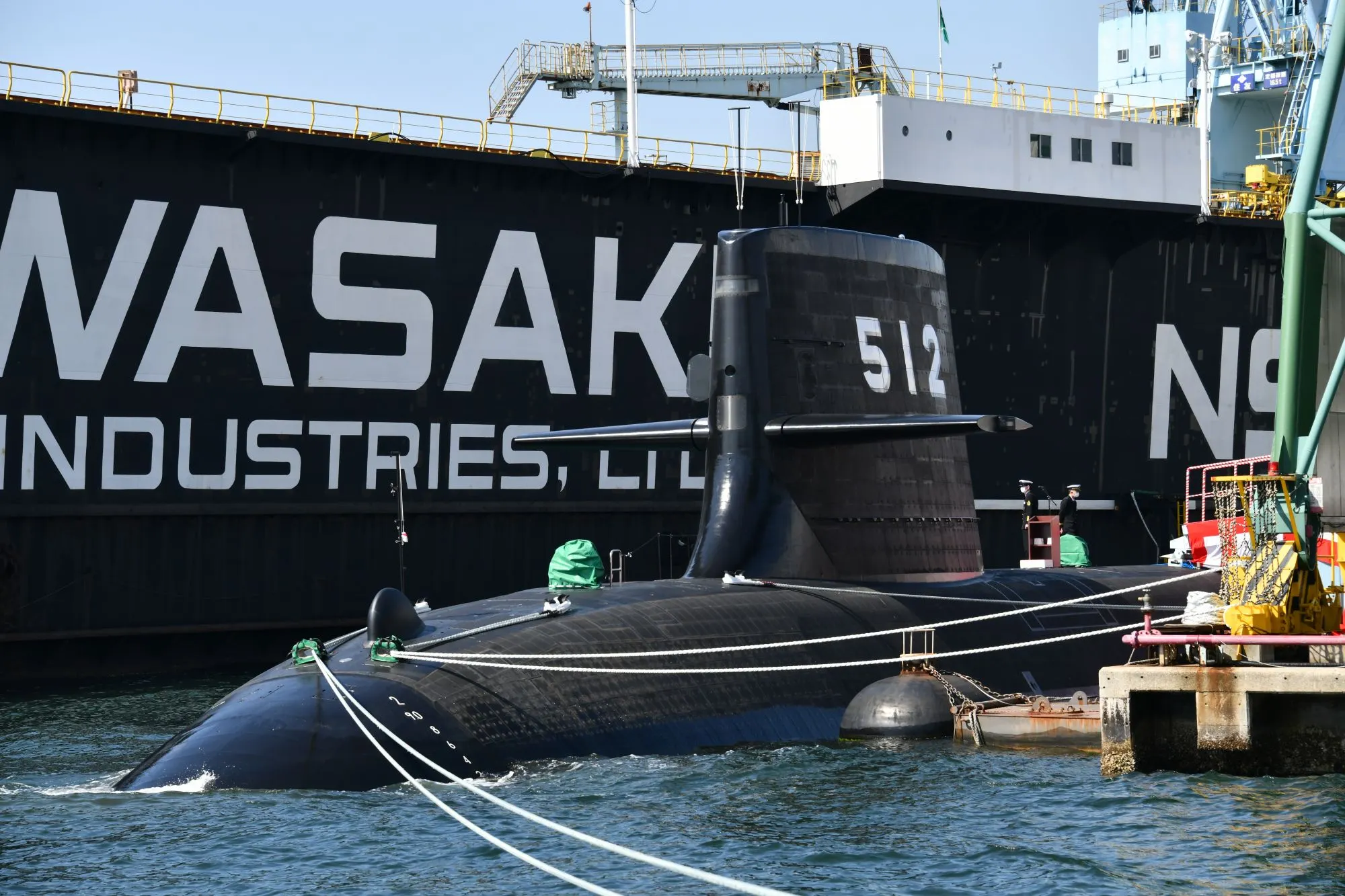 日本自衛隊現役鬥龍號潛艦在川崎神戶造船廠編列服役。（翻攝自海上自衛隊）
