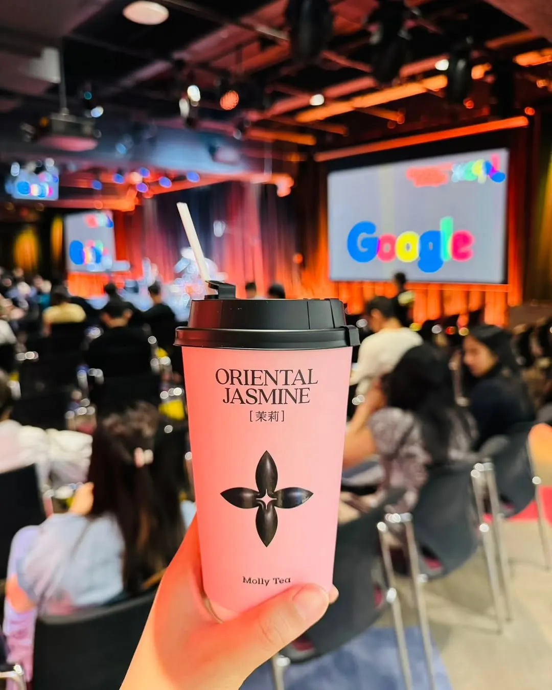 登陸美國開拓市場的中國手搖飲品牌之一：茉莉奶白。（翻攝自官方粉專）