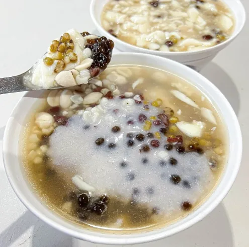 六合夜市必吃美食推薦｜王牌傳統豆花（圖／取自IG@bo__food）