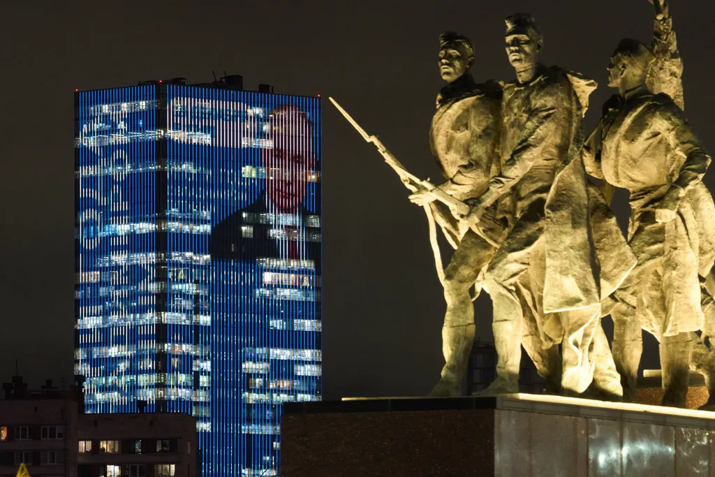 俄羅斯強人總統普京再次親自出席年終記者會。（美聯社）