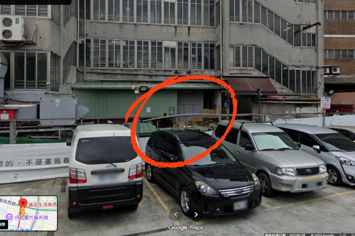 誠品南西店平時堆紙箱的地方。（資料照片，非案發當時／google map街景）