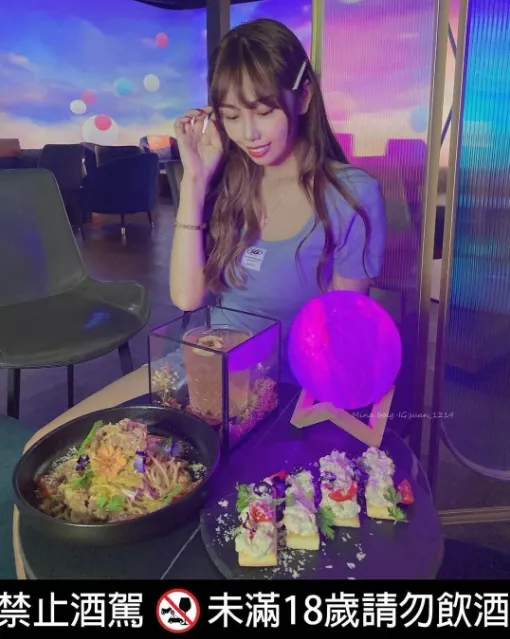 台中特色酒吧｜沉浸式酒吧：微醺光廊WS（圖／取自IG@suan_1214）