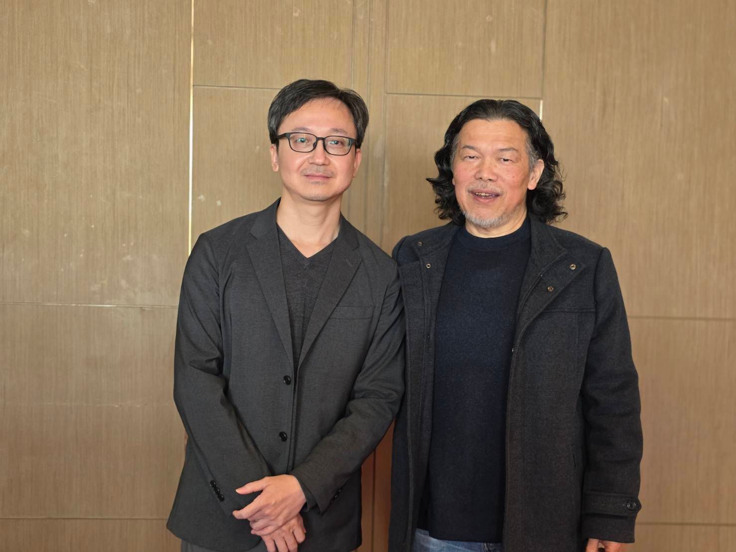 20251223-圓祥生技總經理何正宏（右）、圓祥生技抗體開發處副總經理游忠哲（左）。（魏鑫陽攝）