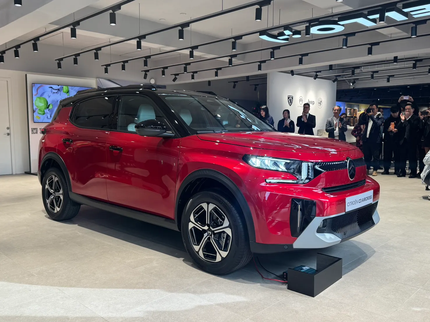 C3 Aircross採用P2 Hybrid油電混合動力系統，以「同級唯一 5／7人座」設計切入家庭用車市場。（劉芯衣攝）