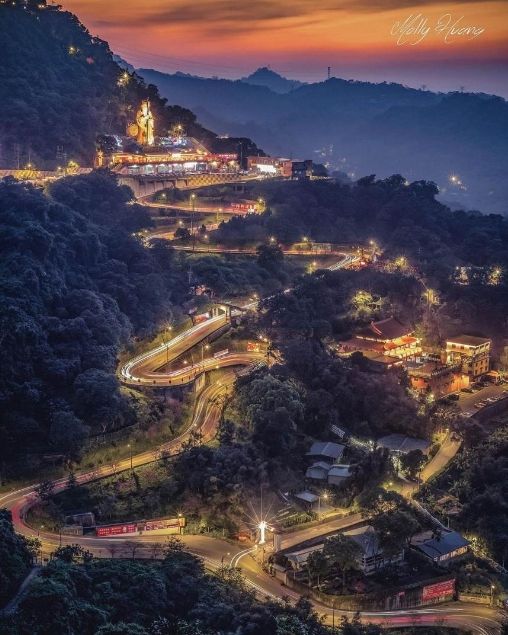 新北夜景推薦｜中和烘爐地（圖／取自IG@molly888666）