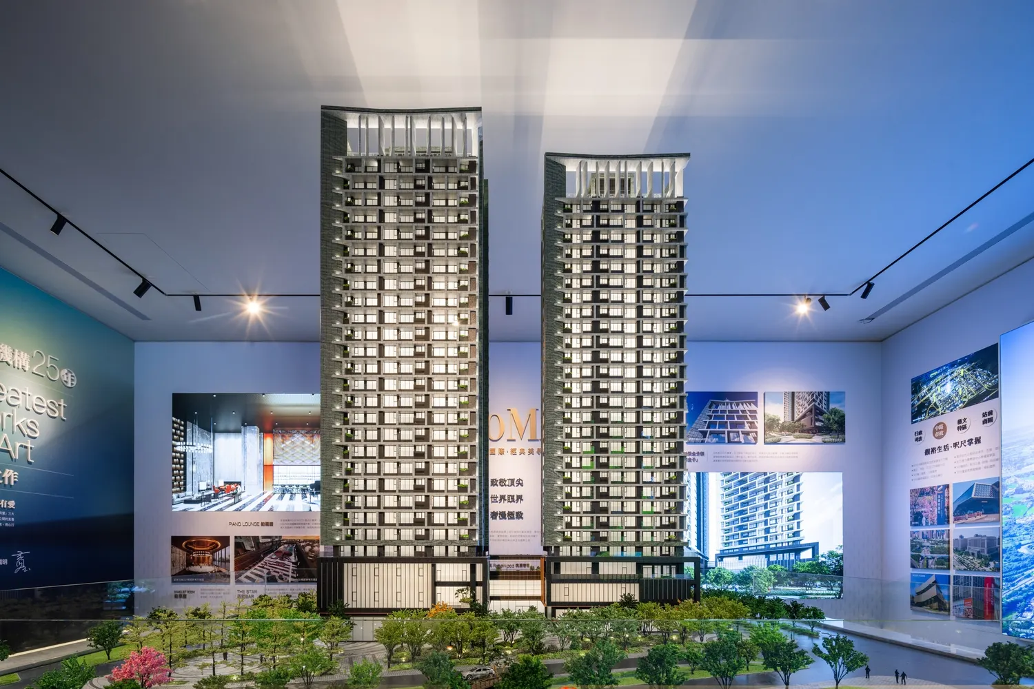 中路大苑1883坪大基地高綠覆，27層天際光點建築，宛如立於城市綠寶石上的絕美雙鑽。