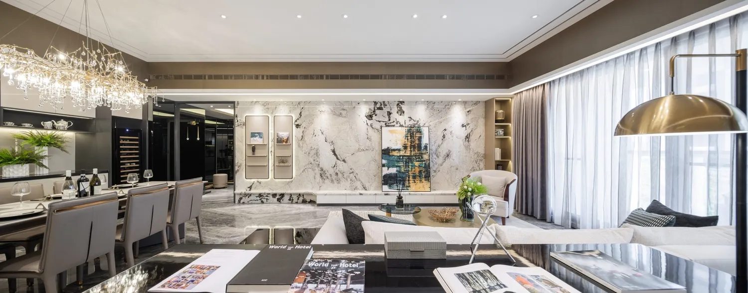 中路大苑57-68坪雙主臥規劃，客餐廳開闊尺度，一次凝聚三代情誼。（樣品屋裝潢示意圖）