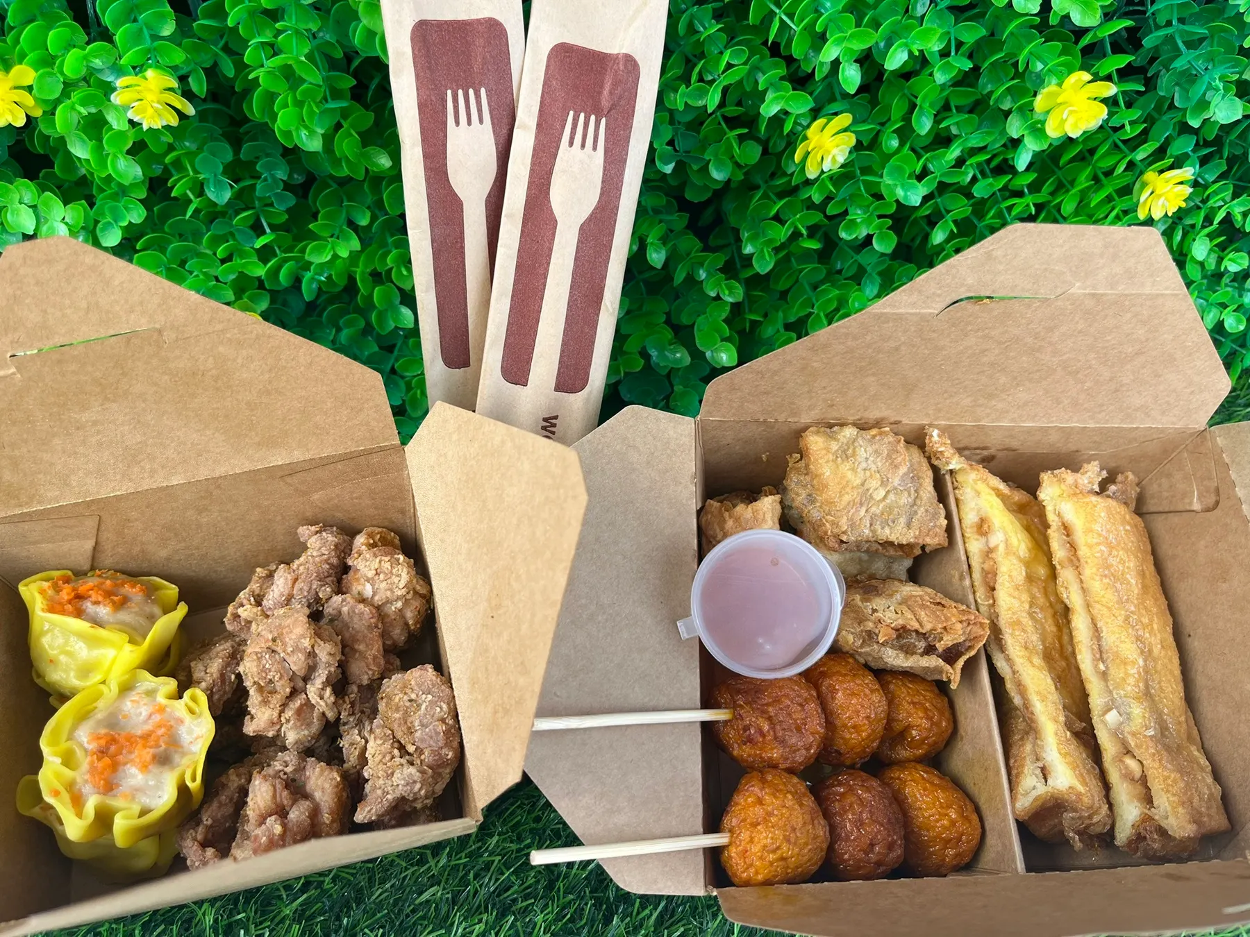 由香港夫妻來台經營的排隊美食餐車，將進駐跨年市集，主打咖哩魚蛋、西多士等道地港味。(圖/新北市政府文化局)