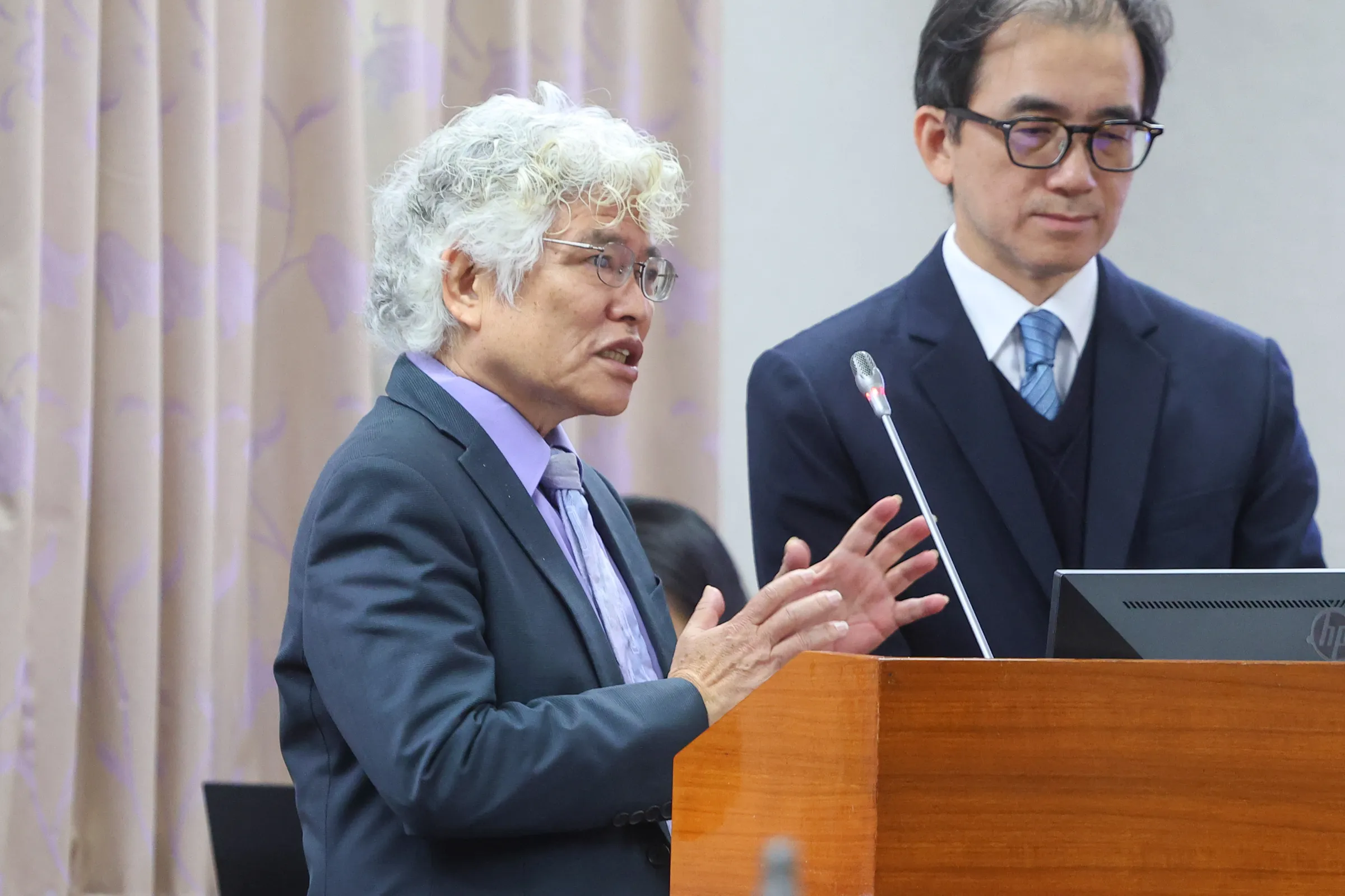 20251231-銓敘部長施能傑31日於司法法制委員會備詢。（顏麟宇攝）