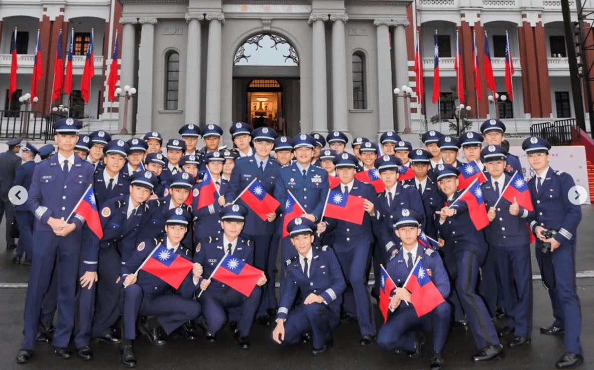 圖八、台灣空軍健兒參與2026年元旦升旗。（摘自中華民國空軍IG）