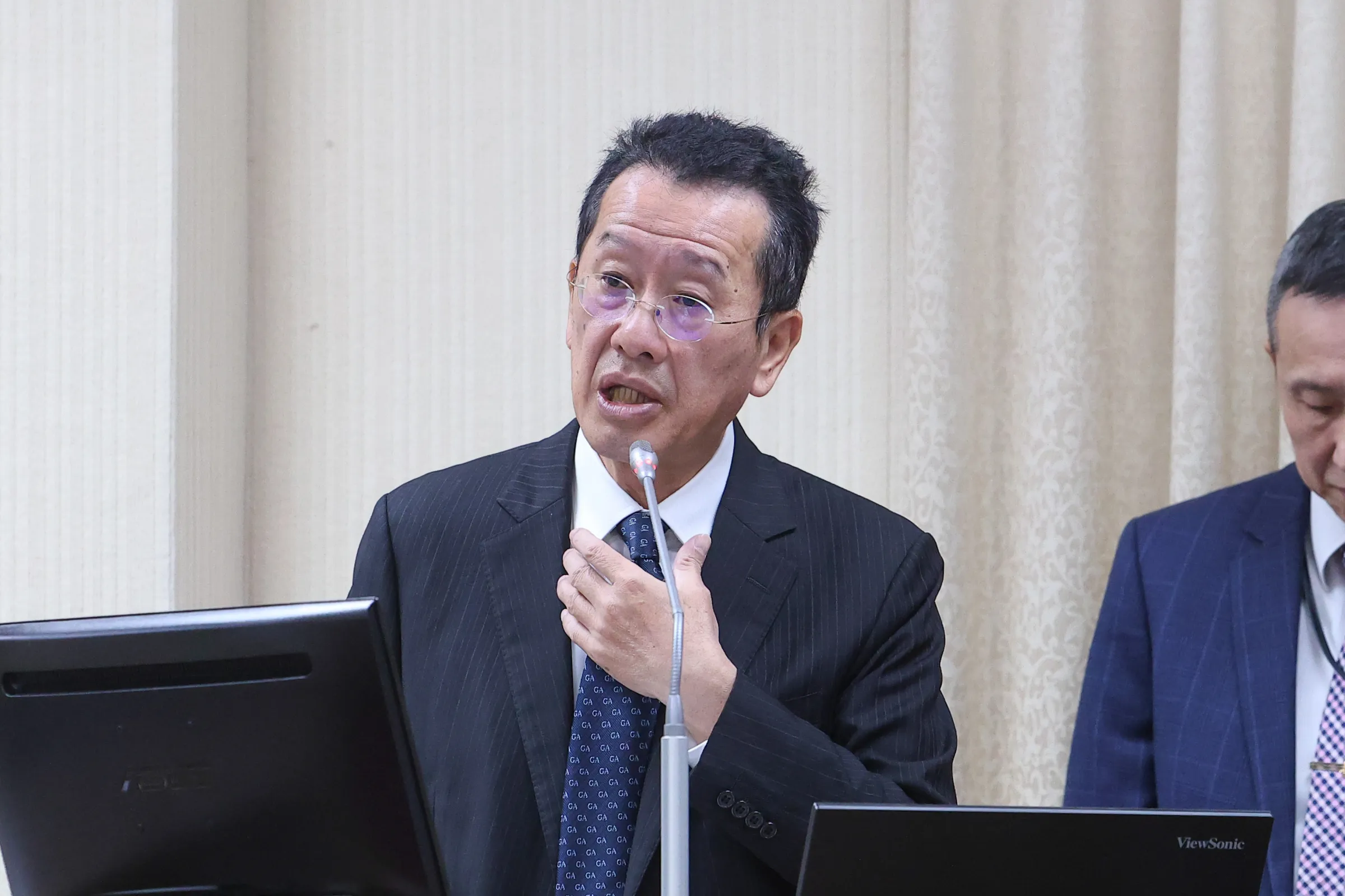 20260108-國防部長顧立雄8日於外交國防委員會備詢。（顏麟宇攝）