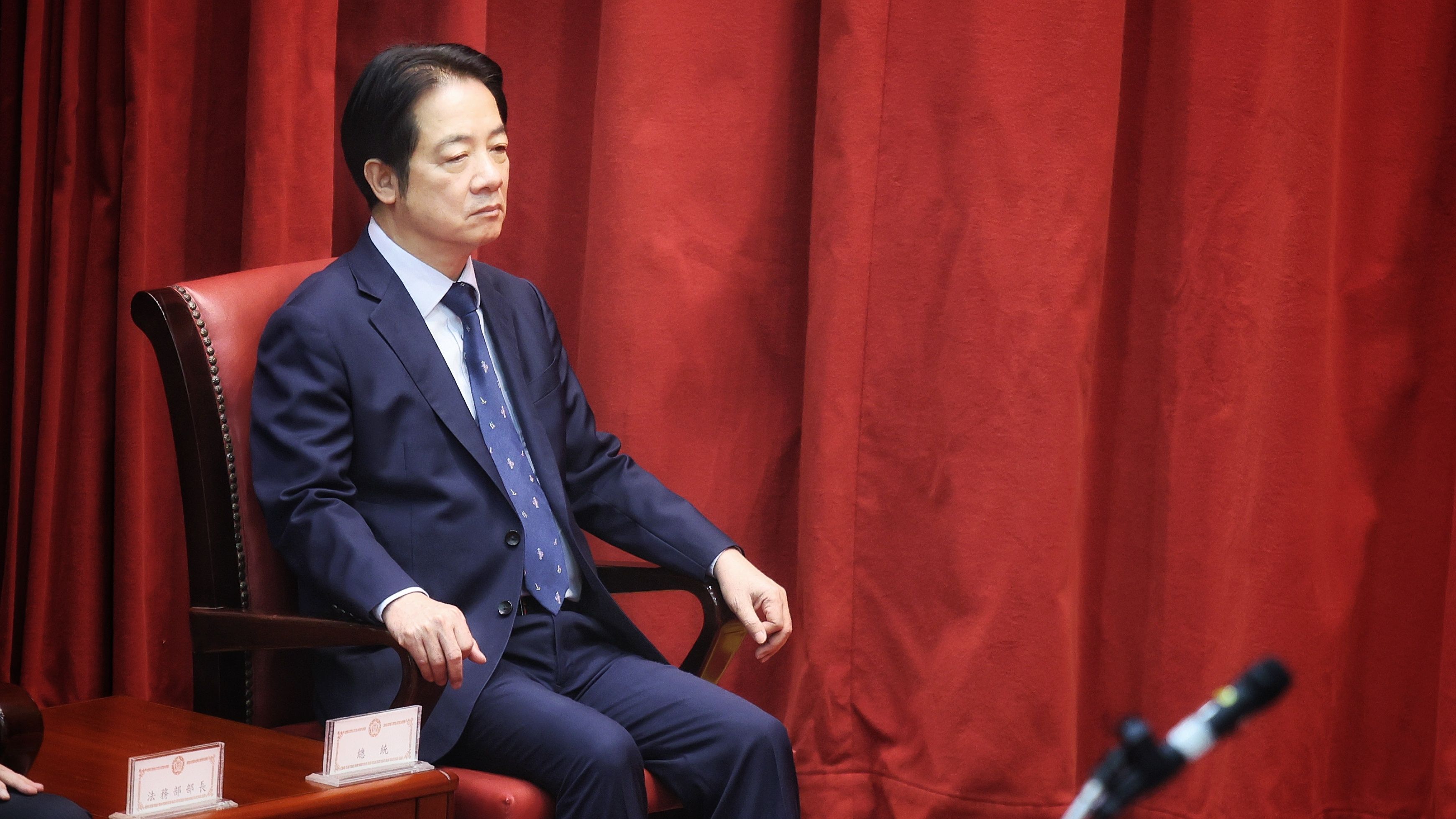 20260108-總統賴清德8日出席「法務部調查局調查班第62期結業典禮」。（柯承惠攝）