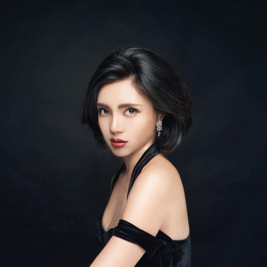 曾參與《超級星光大道》第5季，目前以網路創作者「斯理亞」身分經營社群。（圖／翻攝自梁曉珺臉書）