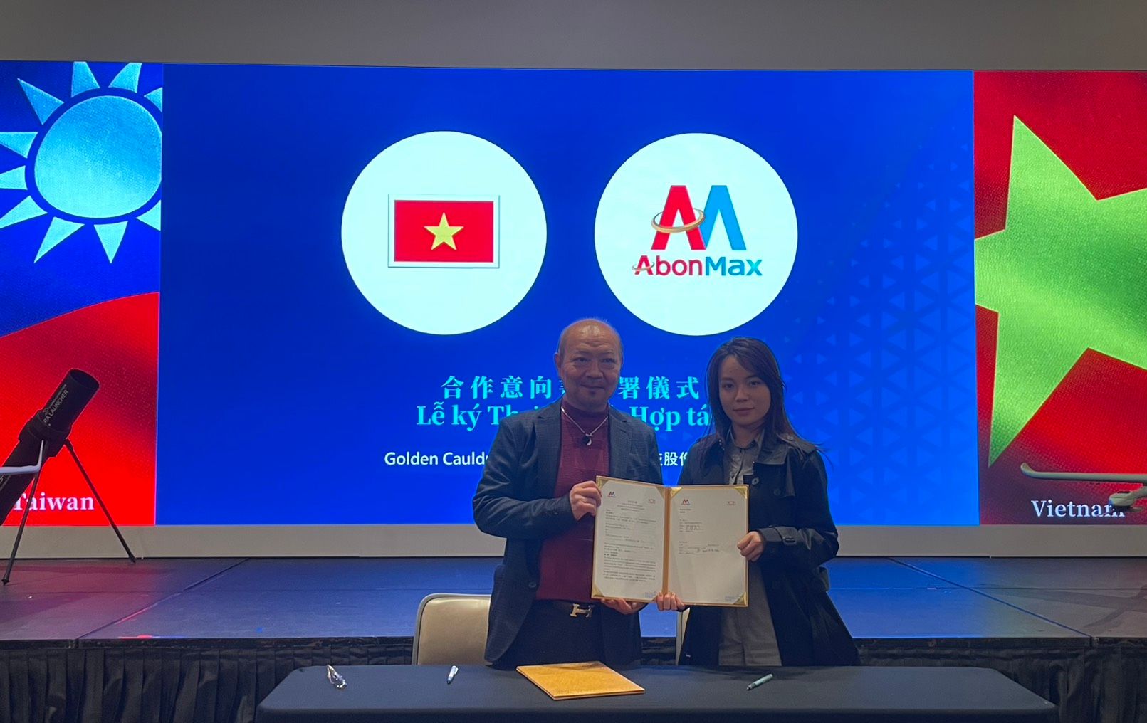 銘旺科技與東南亞第二大國正式簽署合作備忘錄（MOU），象徵著雙方資源的深度整合，邁出了關鍵的一步。(圖/鄧亦涵攝)