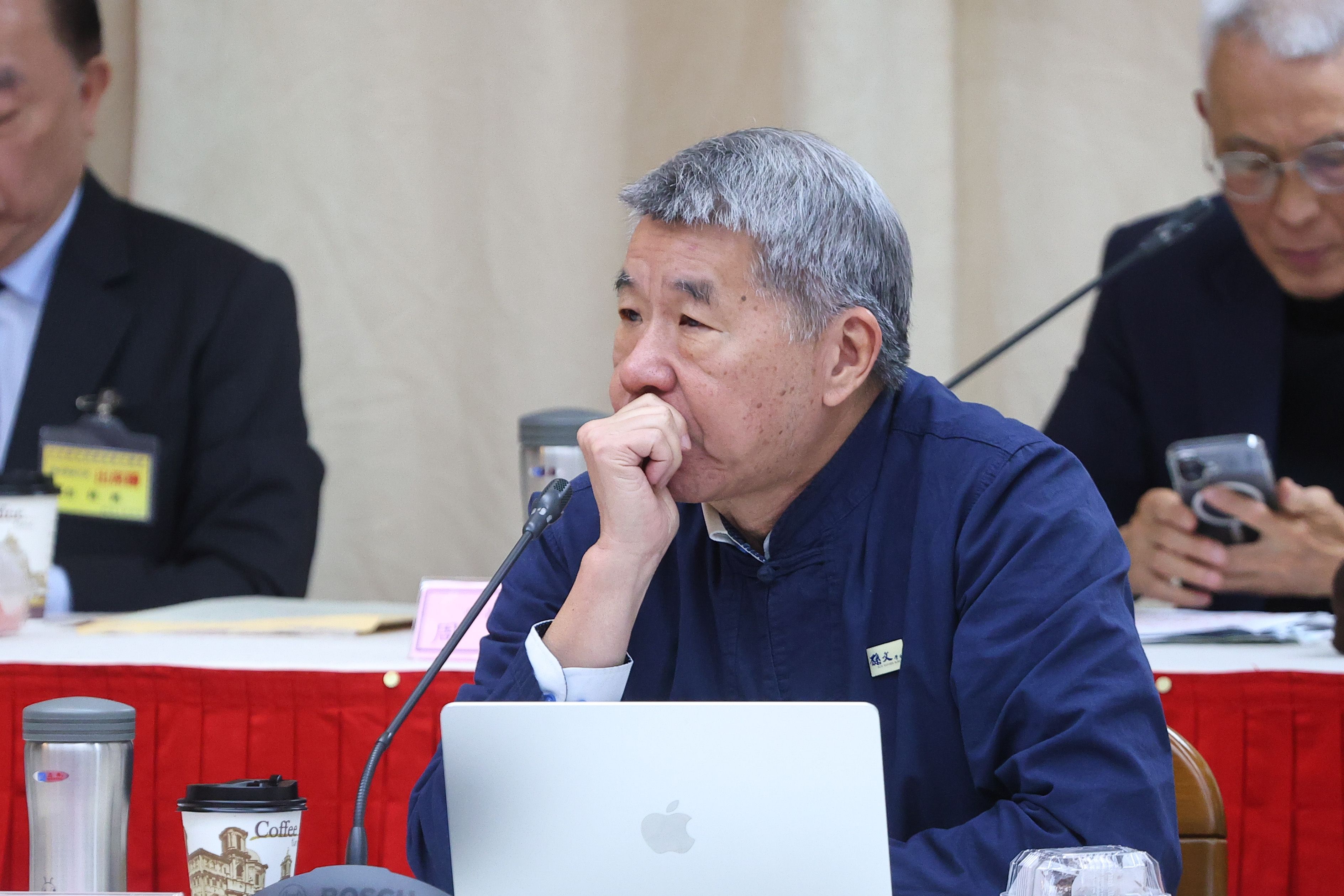 20260115-孫文學校校長張亞中15日出席立法院「對總統提出彈劾案」公聽會。（顏麟宇攝）