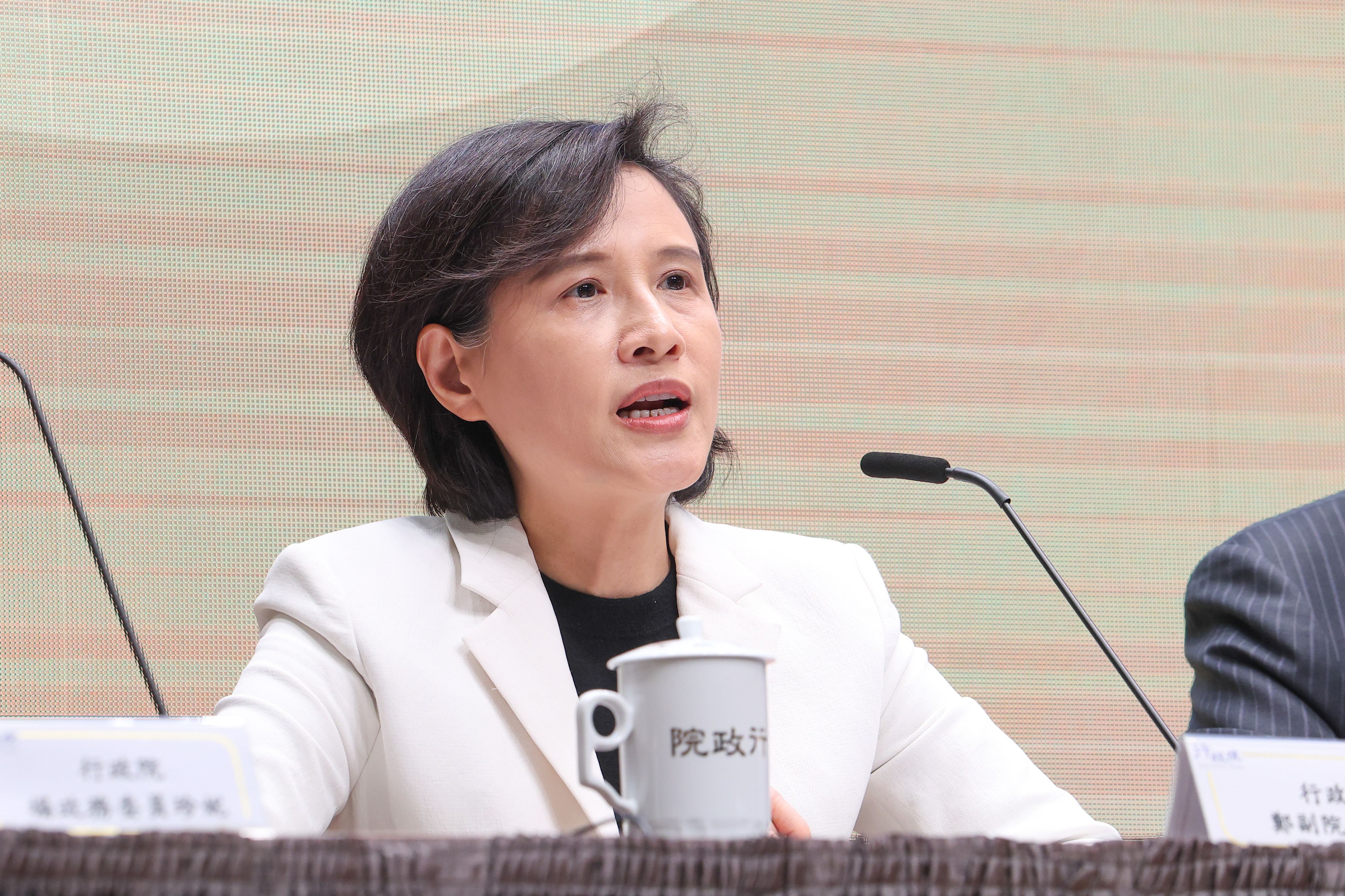 20260120-行政院副院長鄭麗君20日出席「台美關稅談判說明記者會」。（顏麟宇攝）