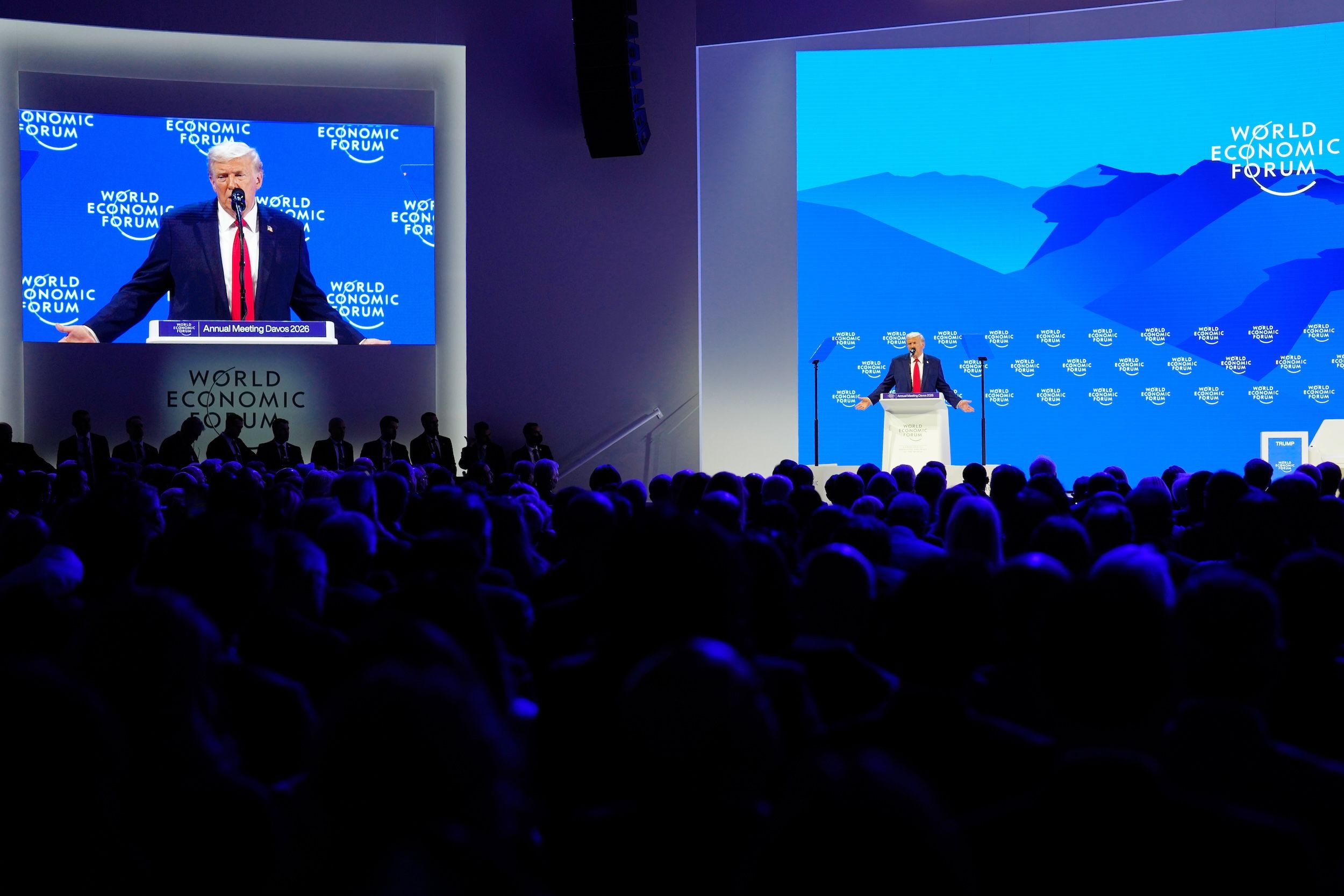 2026年1月21日，美國總統川普在瑞士達沃斯的世界經濟論壇發表演說。（美聯社）