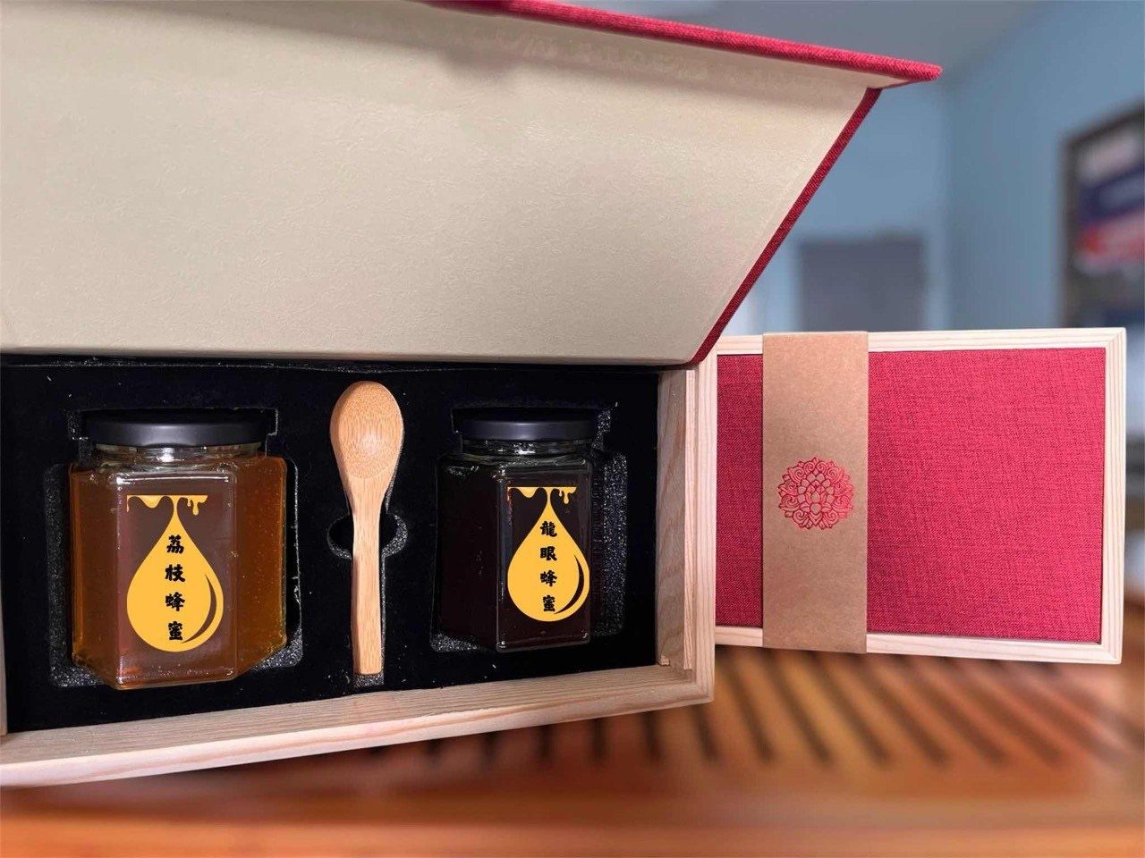 苗栗縣在地文化推廣協會「金蜜滿堂」禮盒。（圖／勞動力發展署桃竹苗分署提供）