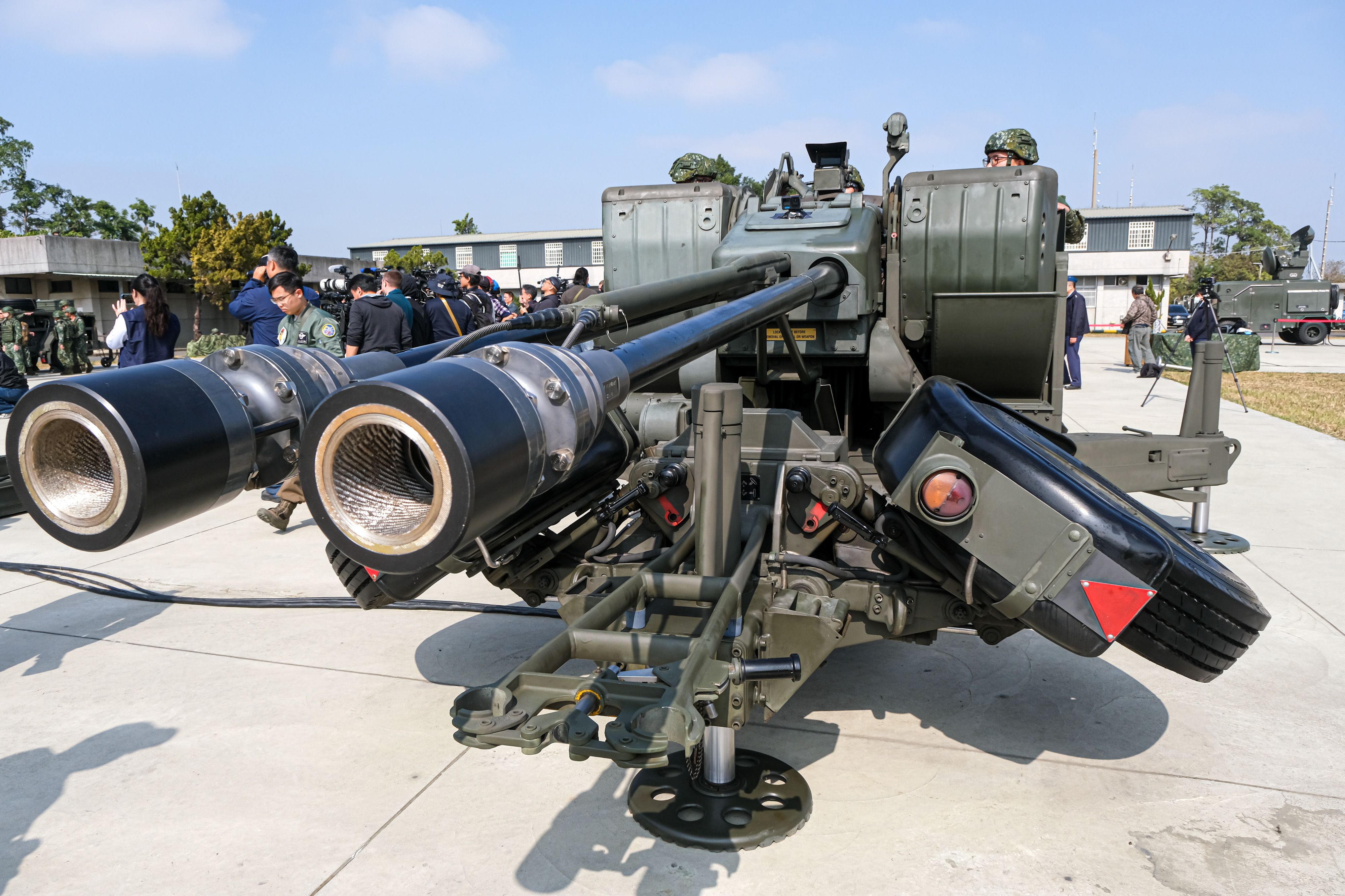 20260128-國防部28日舉辦「國軍115年春節加強戰備媒體邀訪活動」，圖為三五快砲 （GDF - 006）。（劉偉宏攝）