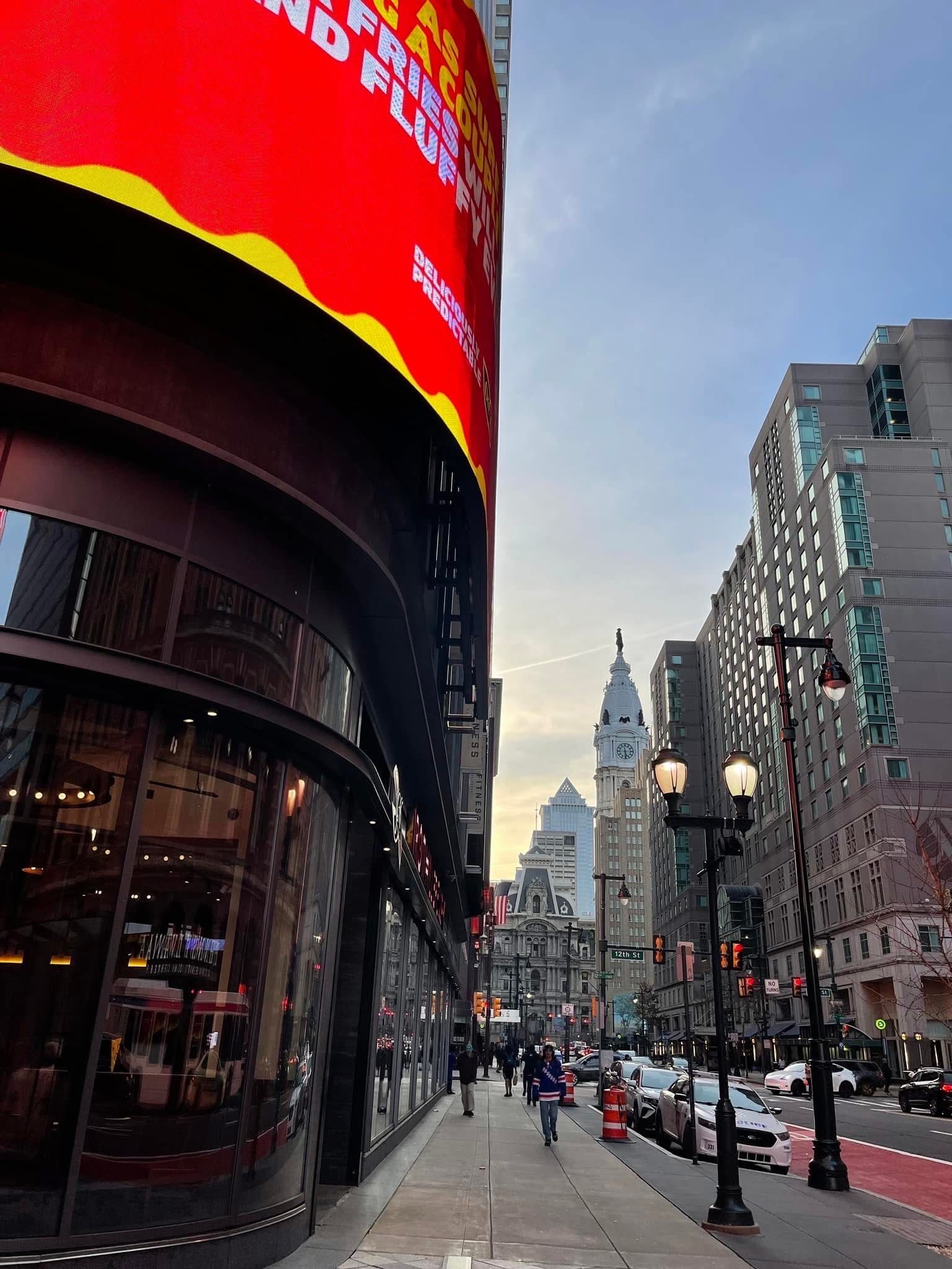 美國費城街上漂亮的路燈。（作者提供）