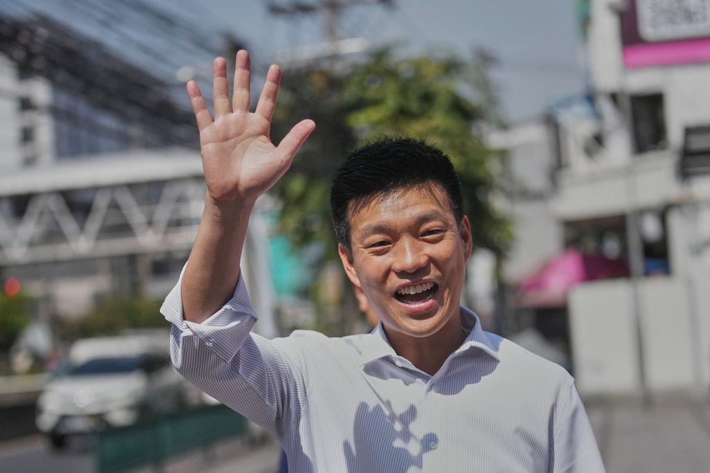 泰國人民黨總理候選人納塔彭（Natthaphong Ruengpanyawut）。（美聯社）