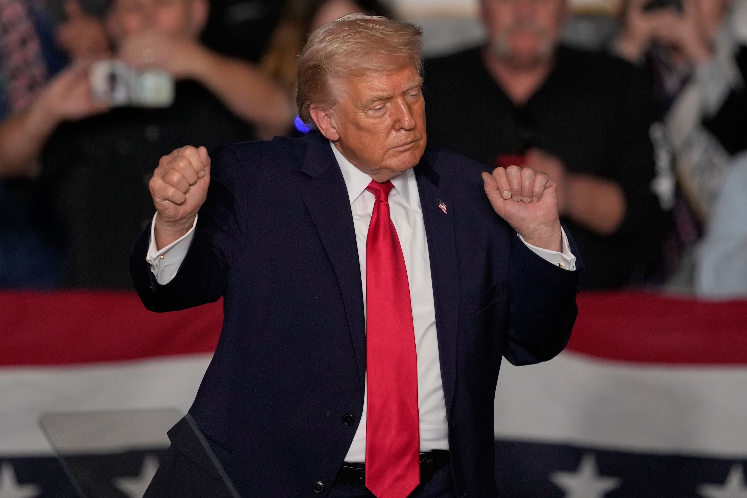 2026年1月27日，川普總統在愛荷華州發表關於經濟的演講。（美聯社）