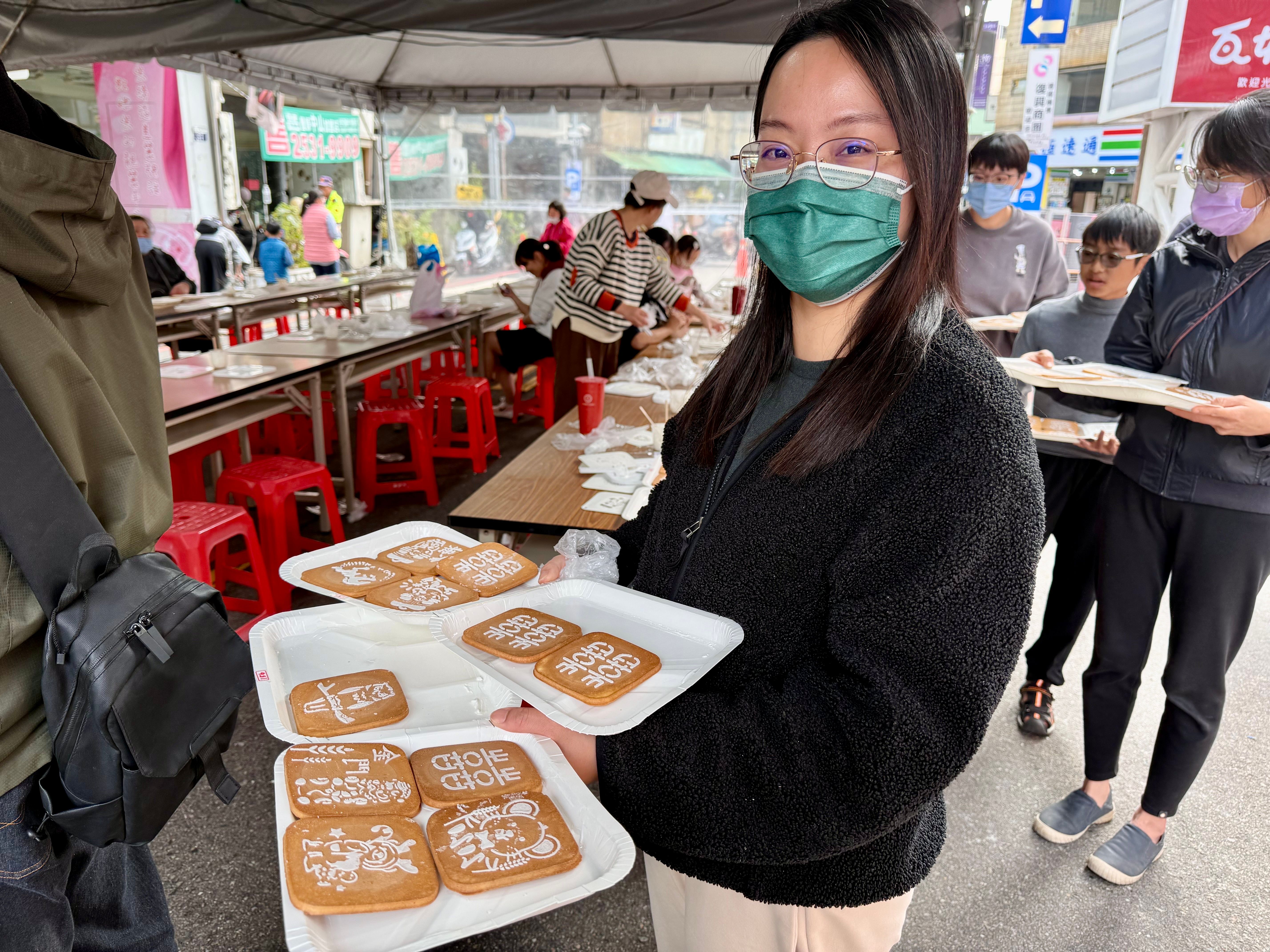 「2026豐原糕餅手作嘉年華」，民眾體驗手作DIY 。（圖/台中市政府）