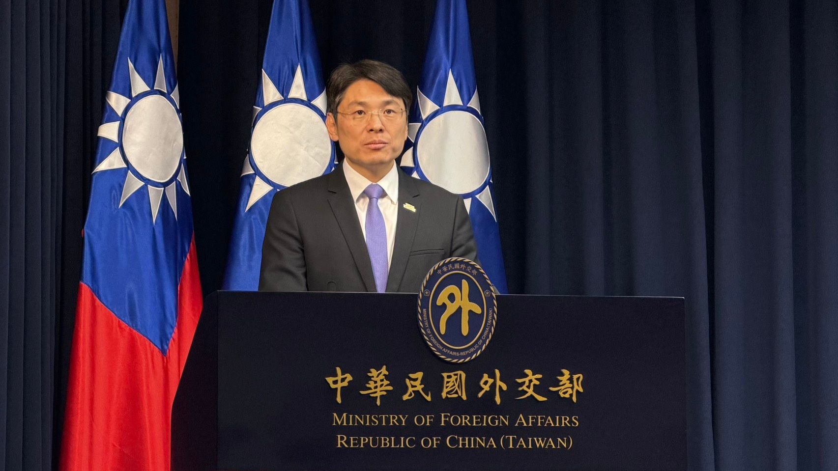 20260203-外交部發言人蕭光偉3日主持例行記者會。（鍾秉哲攝）