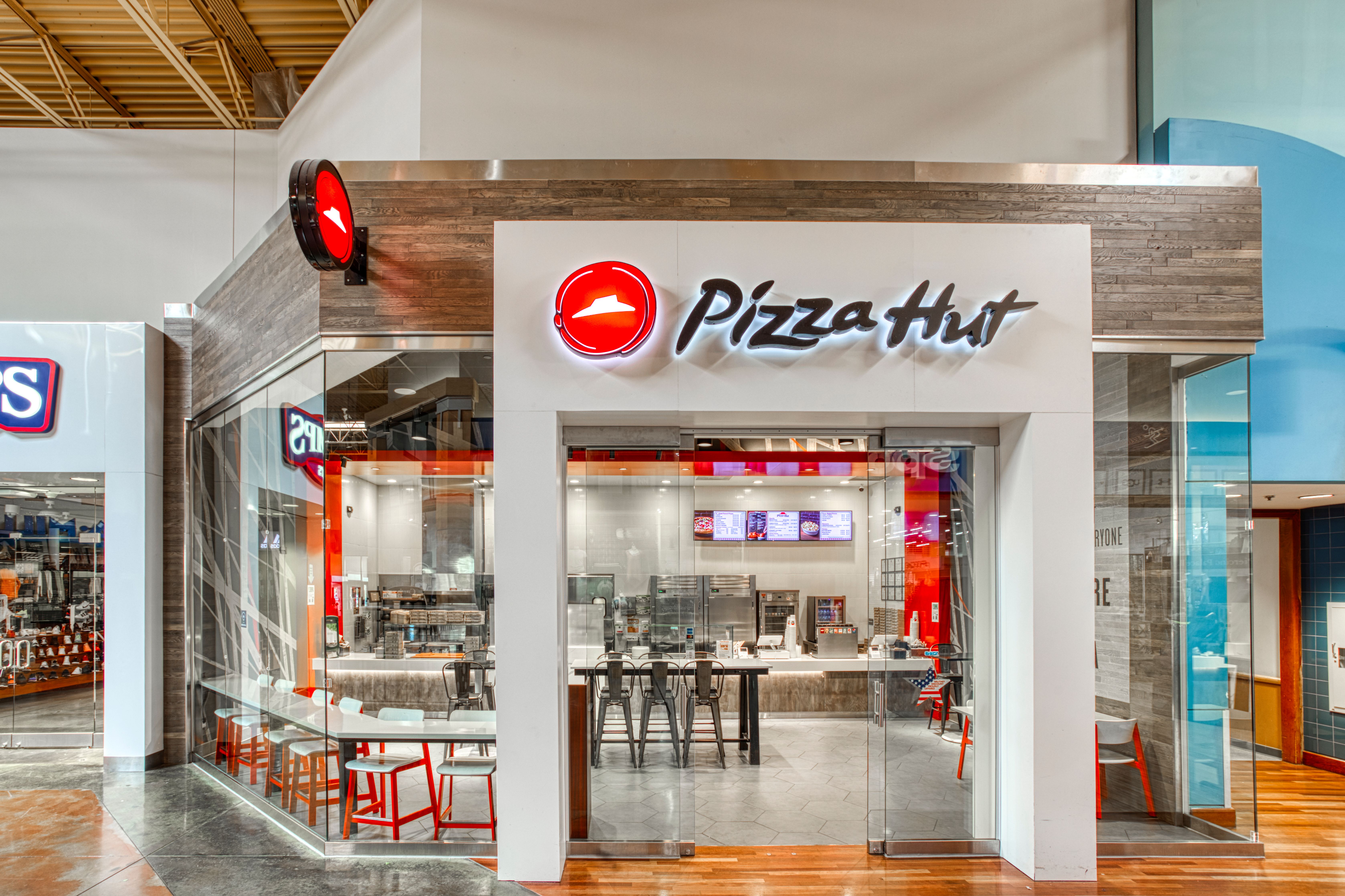 必勝客位於美國麻州漢諾威鎮門市外觀。（取自百勝官網）