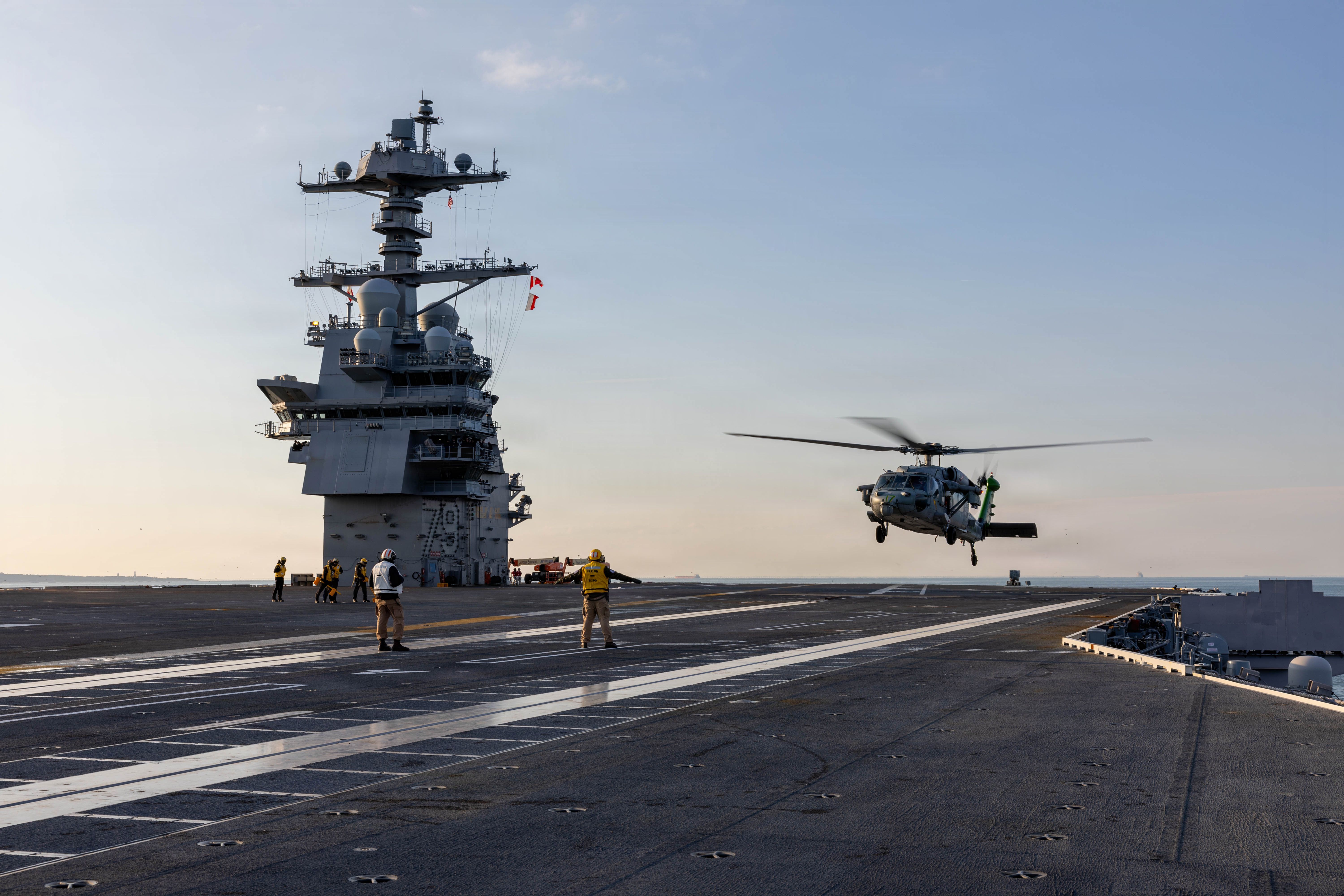 ������܊���ؼ���̖�˄�������ĸŞ����ޕ��̖�����״γ����M�Мyԇ��һ�ܺ���ֱ���C�ʂ併��װ塣��ȡ����܊DVIDSϵ�y��