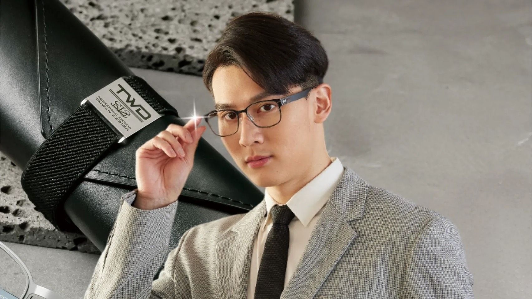  文雄眼鏡。（圖／翻攝自「 文雄眼鏡粉絲團」）