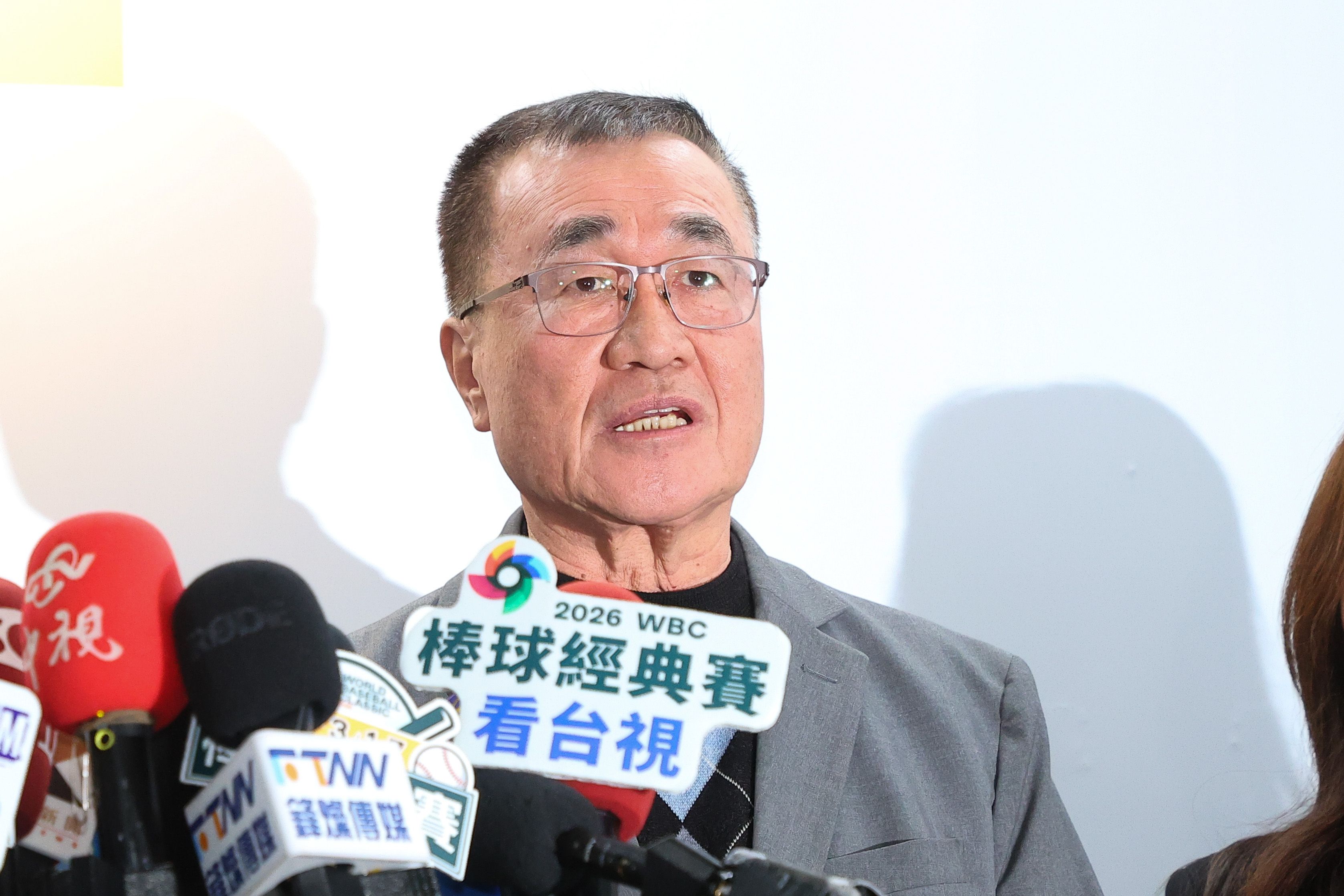 20260211-台北市副市長李四川11日陪同台北市長蔣萬安出面說明與輝達總部完成簽約事宜。（顏麟宇攝）