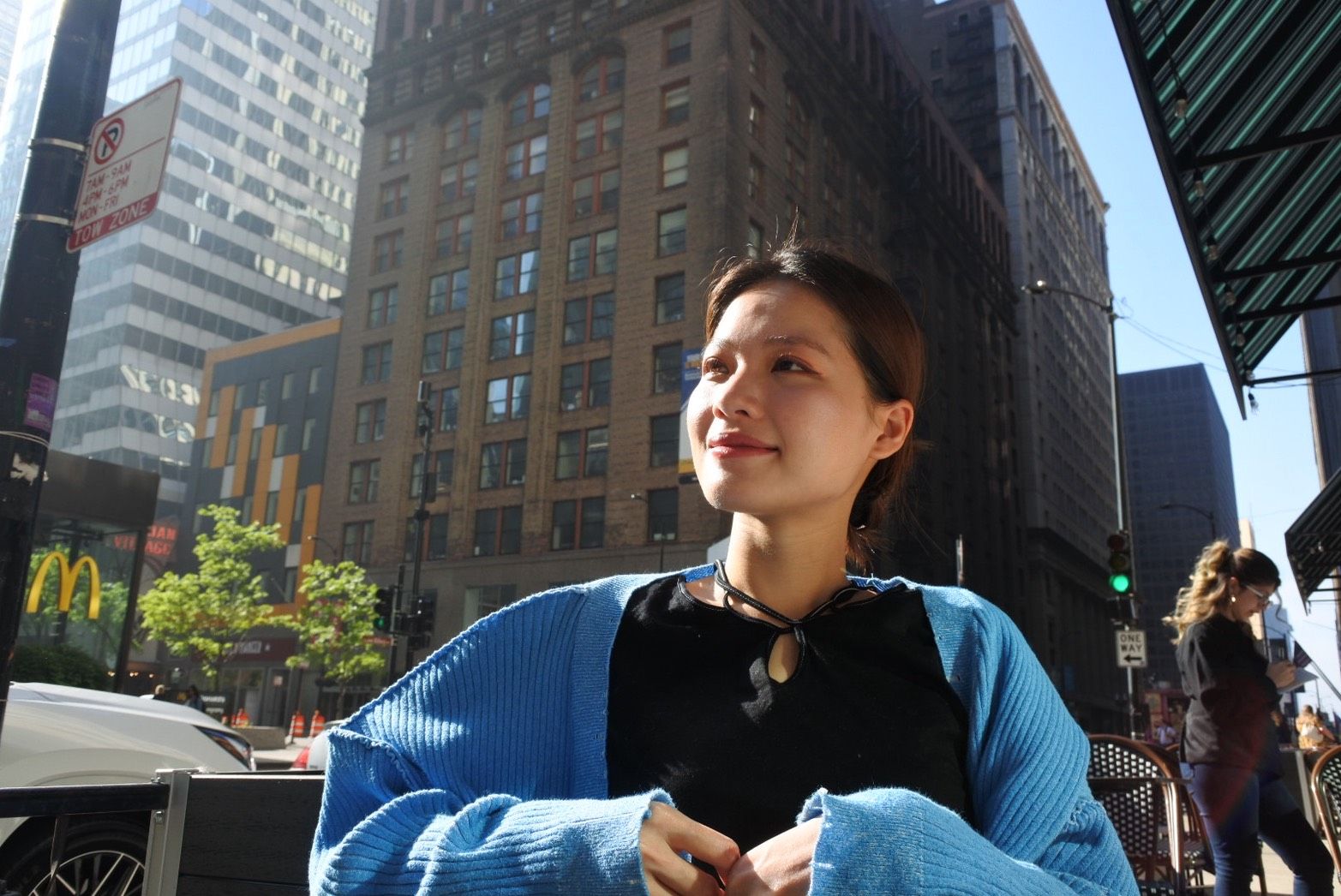 ファッション留学生から無職の低迷期を経て、Seki氏は貿易と執筆の二刀流で、親の庇護を脱ぎ捨て自立した在日職人へと進化した。Seki