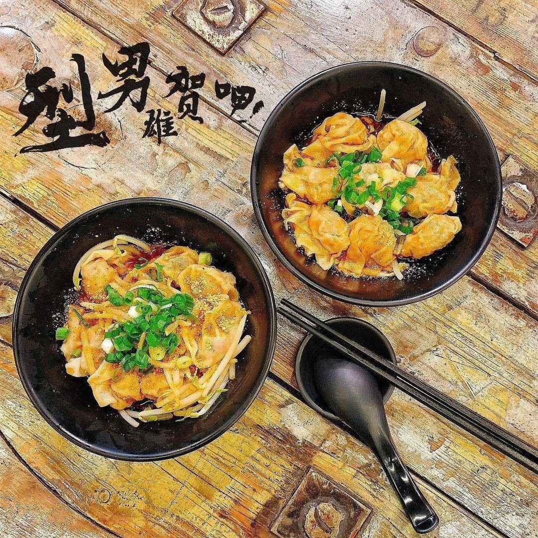 高雄深夜小吃推薦：型男雄賀呷。（圖／翻攝自IG@xiongherjia）