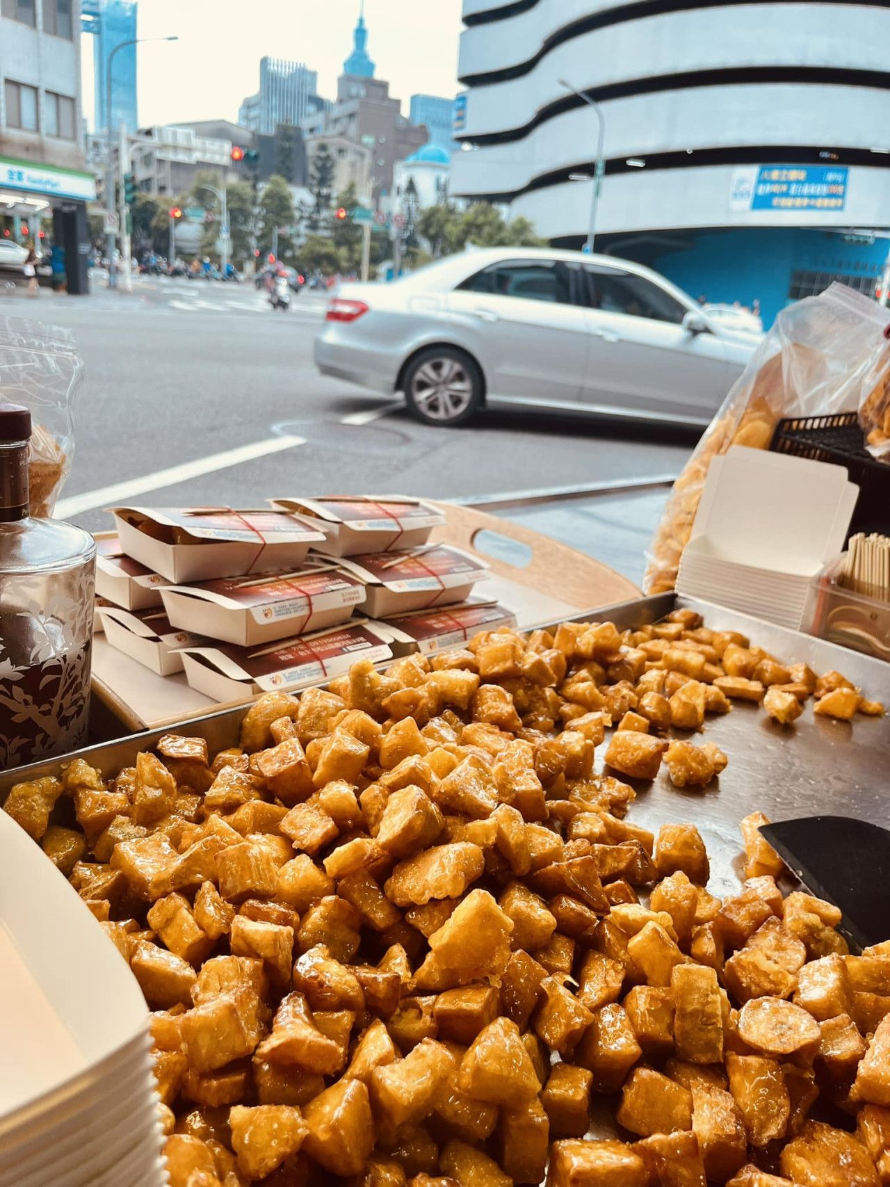 小明拔絲地瓜。（圖／取自Facebook@小明拔絲地瓜）