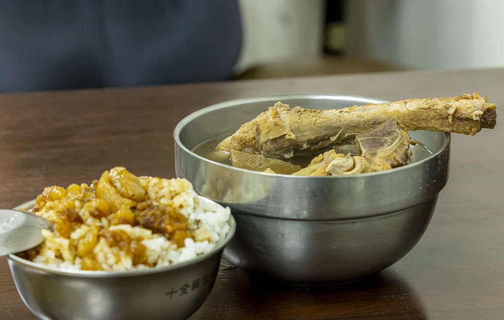 陳董藥燉排骨。（圖／取自臺北市政府觀光傳播局）