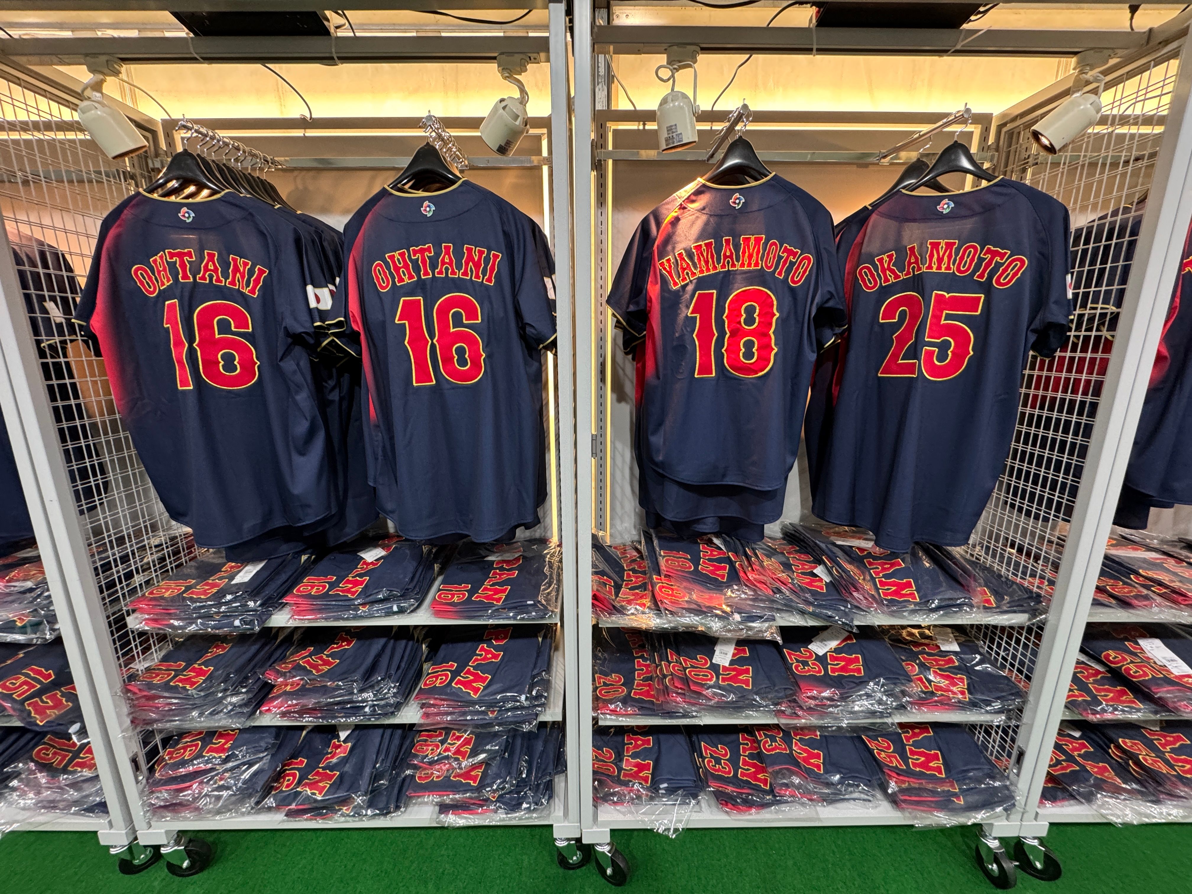 WBC公式ストアのイベントで川﨑宗則やバッテリィズらが台湾への警戒を語り、大会の歴代名シーンを振り返った。黃信維