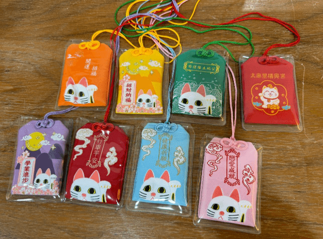 （圖／取自FB＠太麻里福興宮-招財貓土地公）