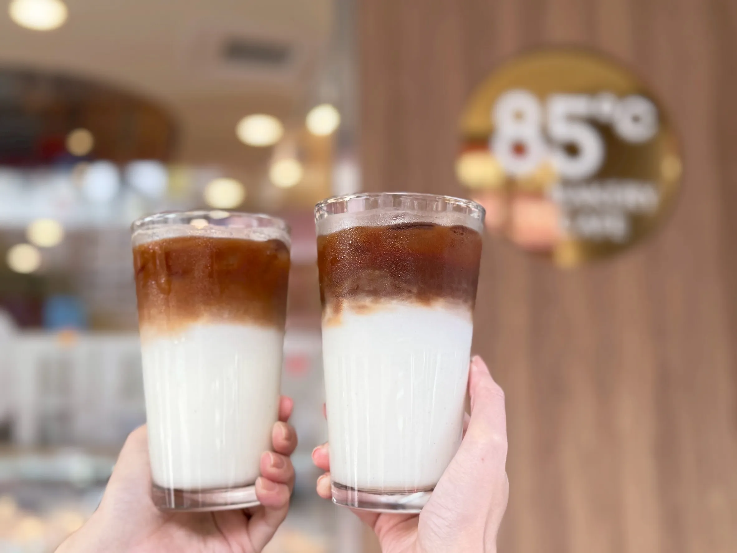 限時一天別賴床　85℃好咖日全台開喝。（圖/85度C提供）