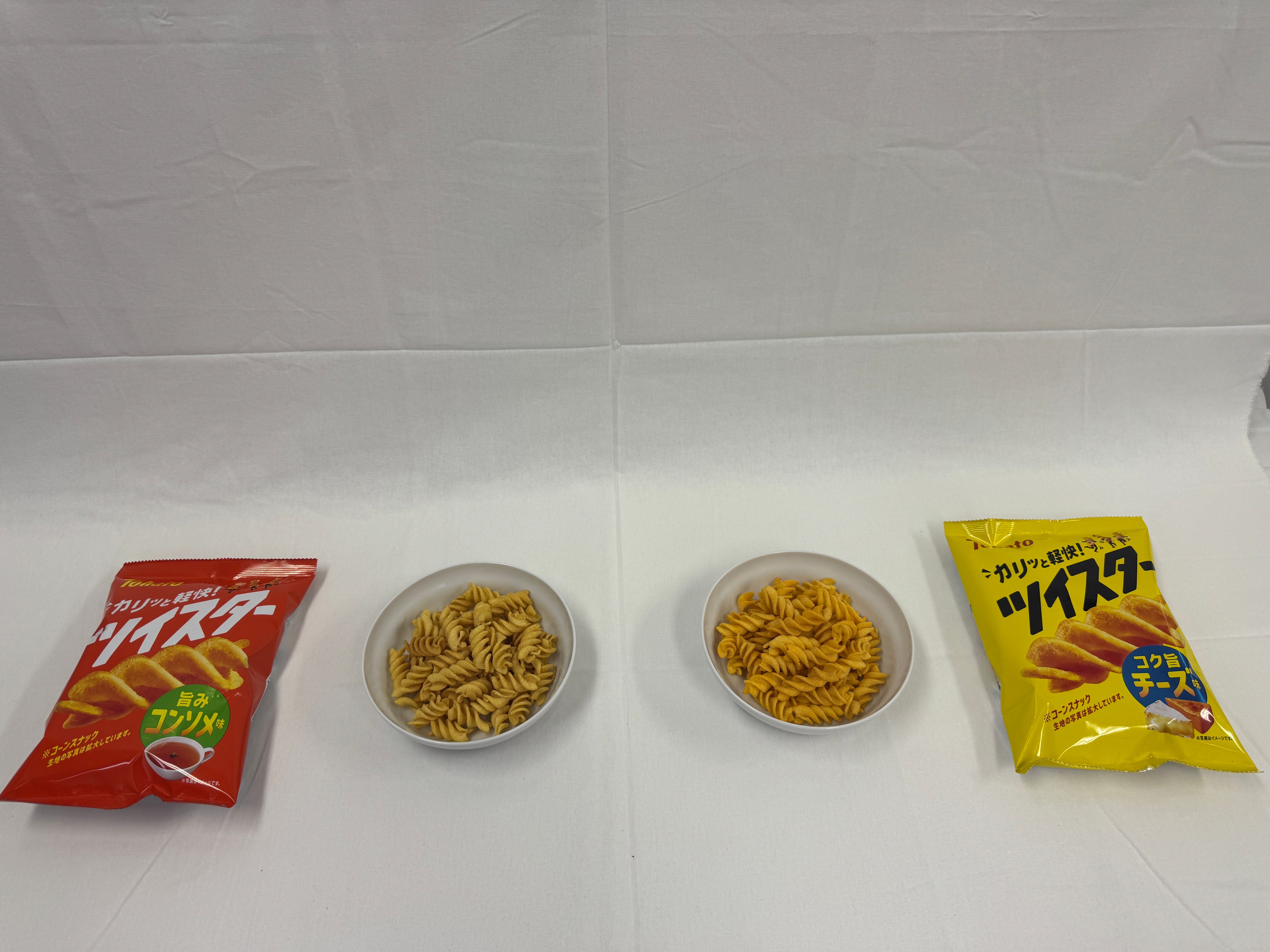 東ハトが6年かけ開発した新スナック「ツイスター」は、コーンとポテトを融合させた独自のらせん形状で、動画視聴時の没入感を高める「カリッと軽快」な新食感を実現した。黃信維