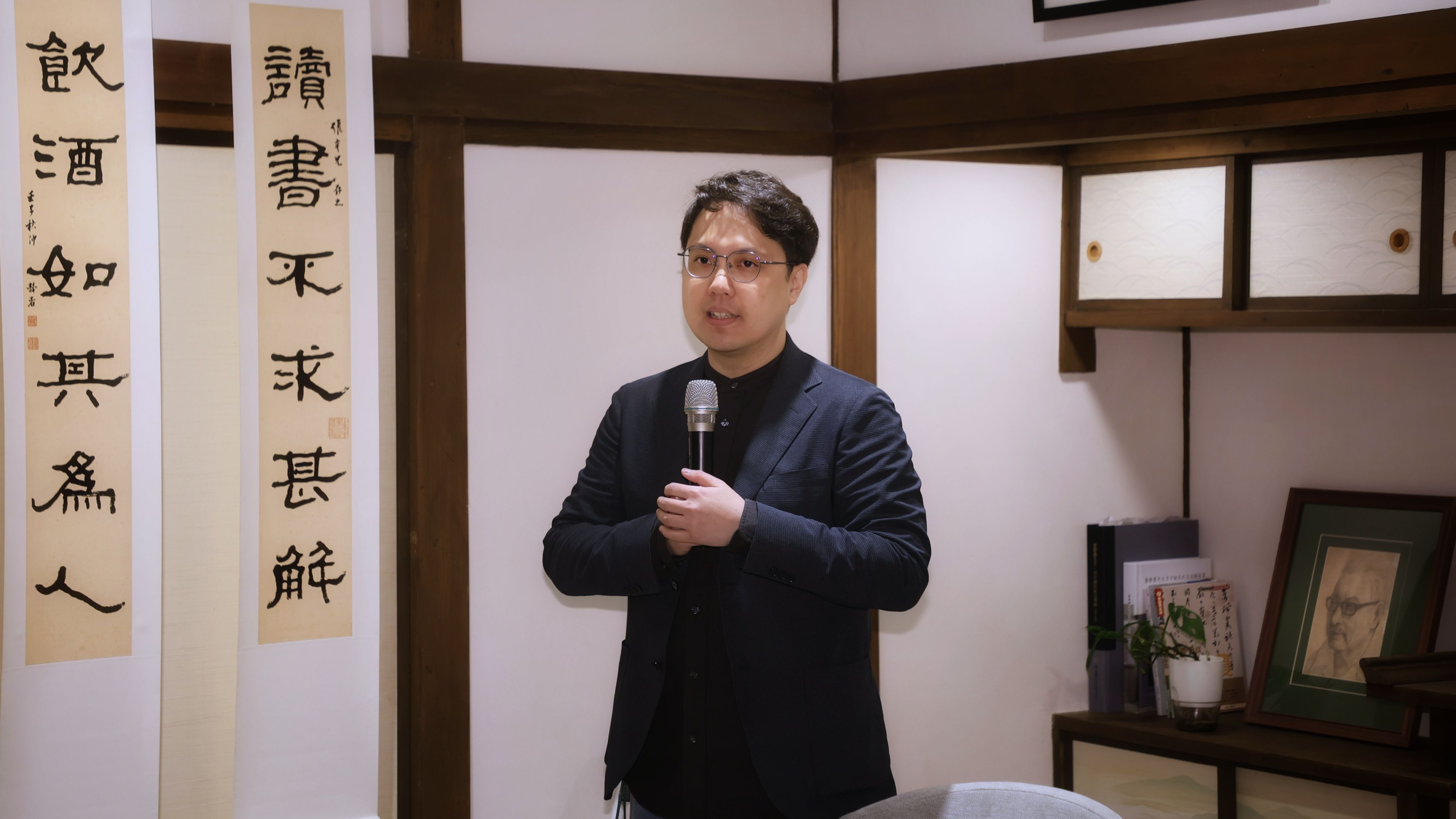 20260226-原鄉人文化工作室執行長張鈞凱26日出席原鄉人文化工作室舉辦的「台灣光復那些年：重現1945前後的胎動與新生」新書發表曁座談會。（柯承惠攝）