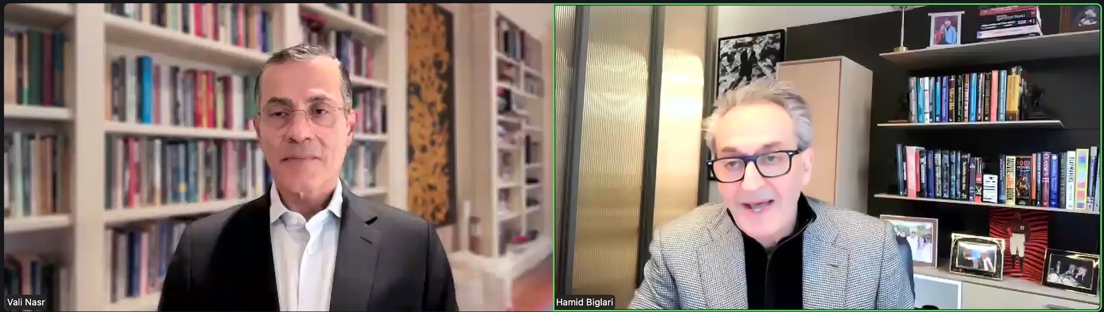 美國智庫亞洲協會3月3日邀請兩位伊朗問題專家：約翰霍普金斯大學講座教授Vali Nasr（左）、企業家Hamid Biglari對談。（節取自直播）