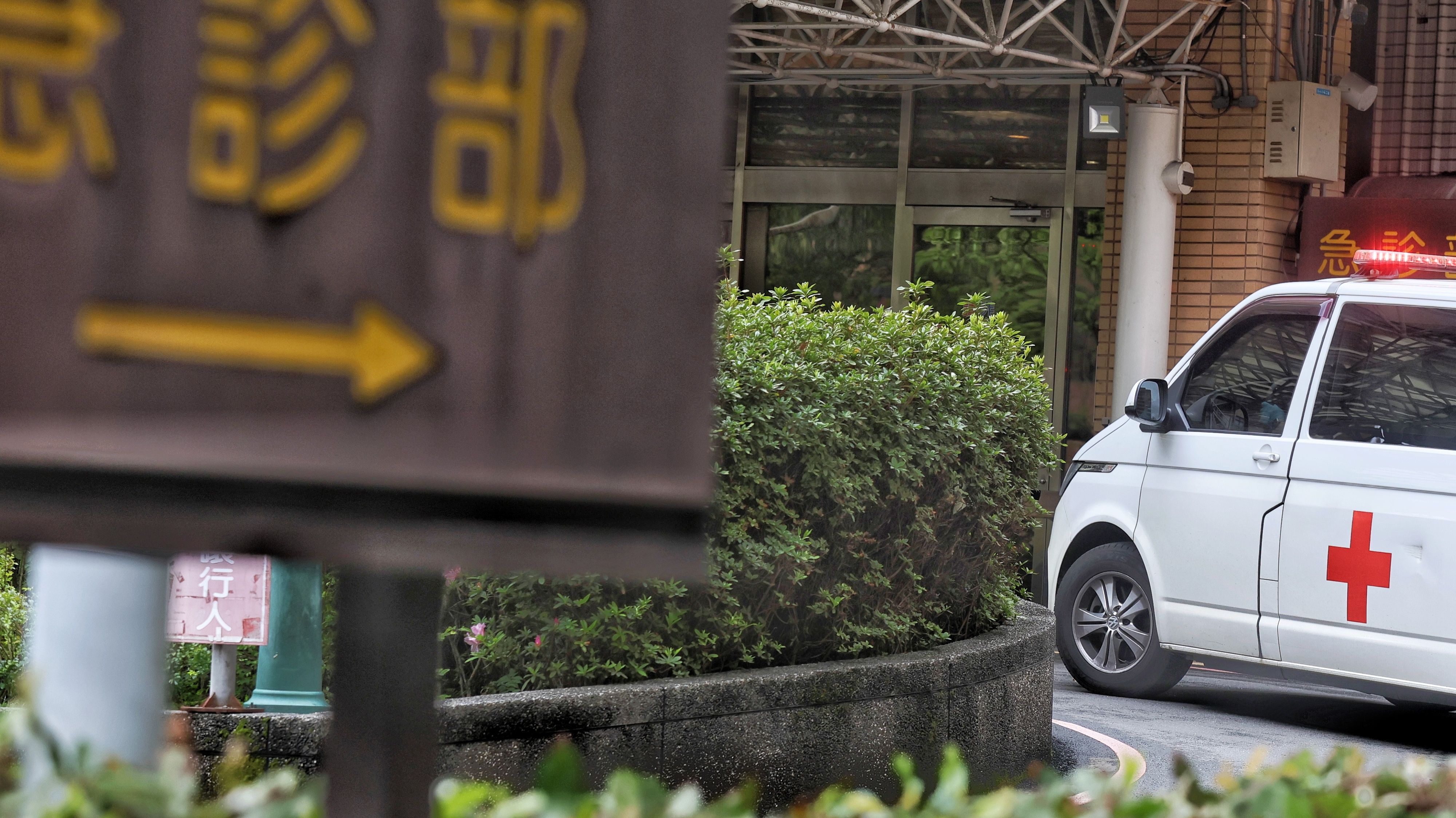 解密報告健保專題配圖：救護車。（柯承惠攝）