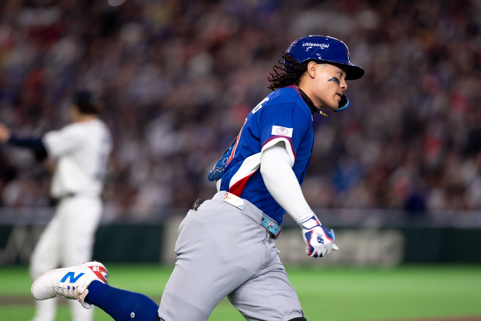 20260307-世界棒球經典賽在東京巨蛋登場，台灣7日對陣捷克，圖為中華隊選手張育成。（丁勤紜攝）