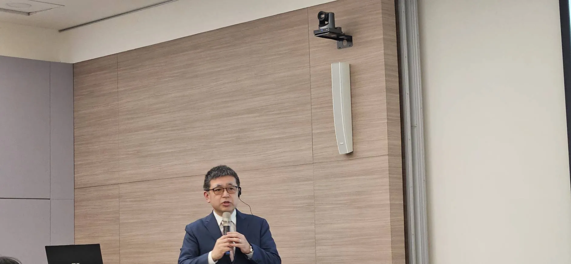 3月7日，日本駒澤大學教授村井良太在日本台灣交流協會在台北政大公企中心舉辦《變與不變的日本~思考90年代至今日本的演變》論壇發表演說。(王秋燕攝)