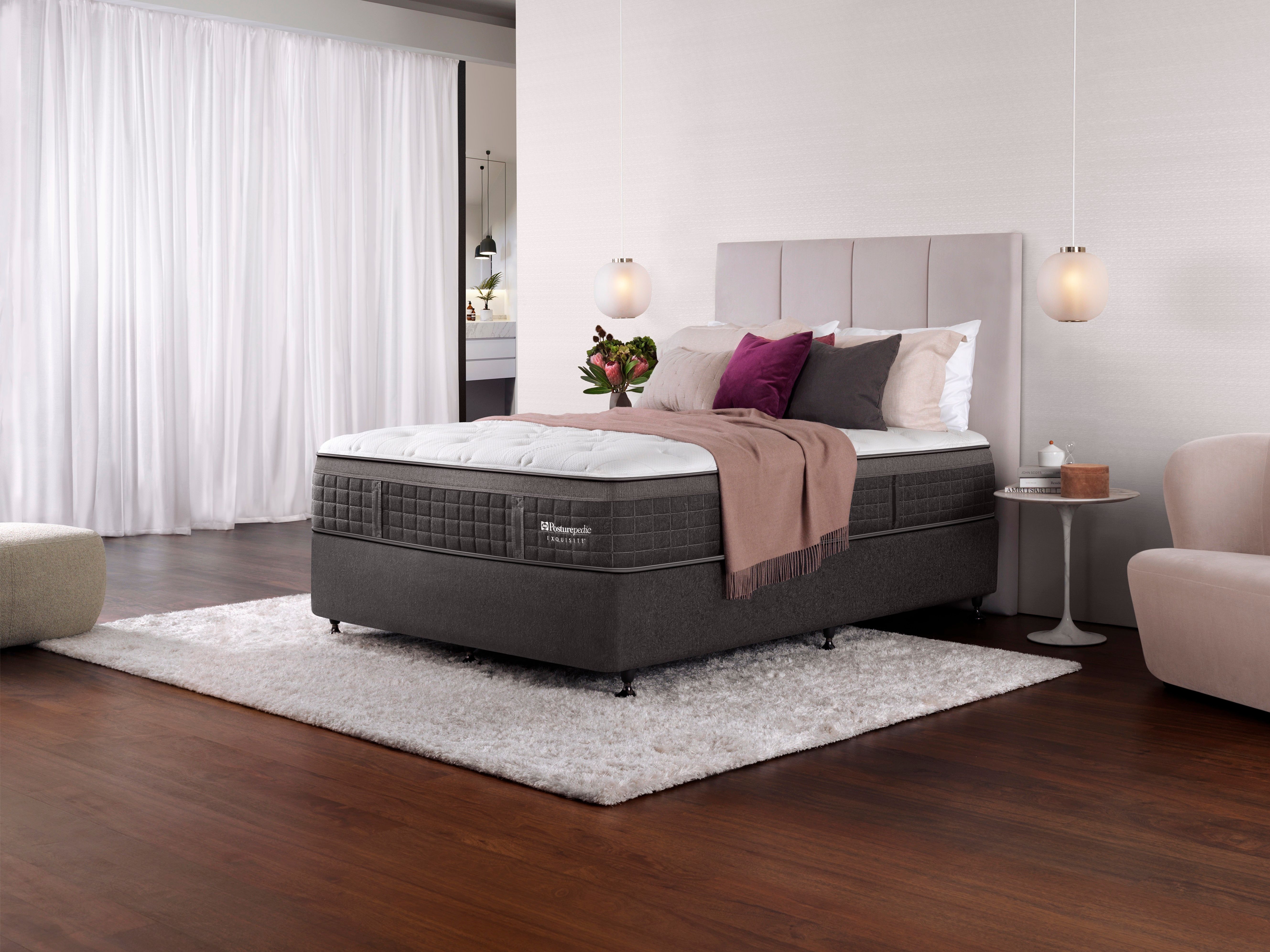 Sealy席伊麗床墊歡慶母親節-新尊榮品味(New Exquisite)系列 85折，贈總價值約27,679元iRobot掃拖機器人。(圖片來源:席伊麗)